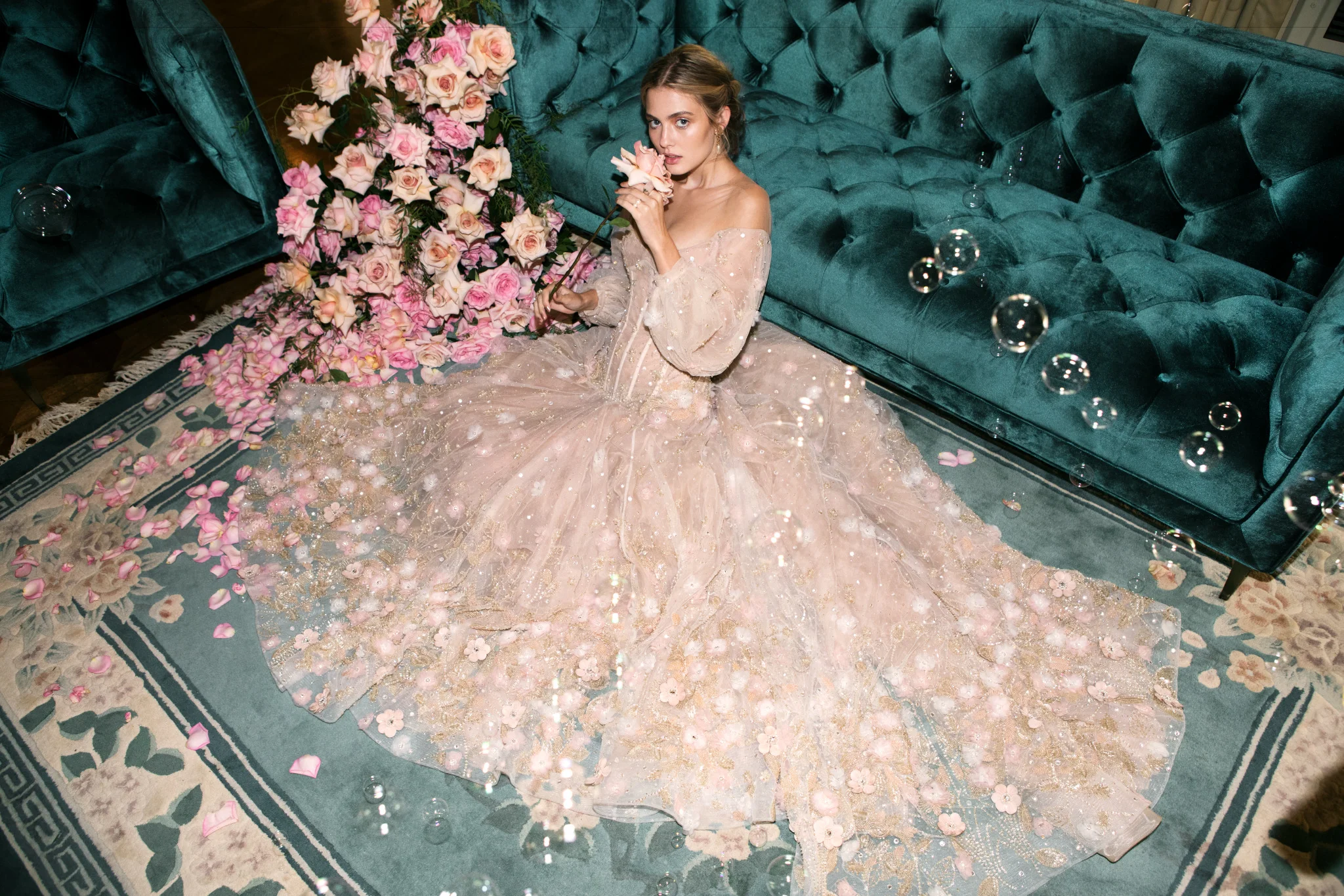 onedaybridal-1985-wedding-dress-collection-saint-5_preview.jpeg