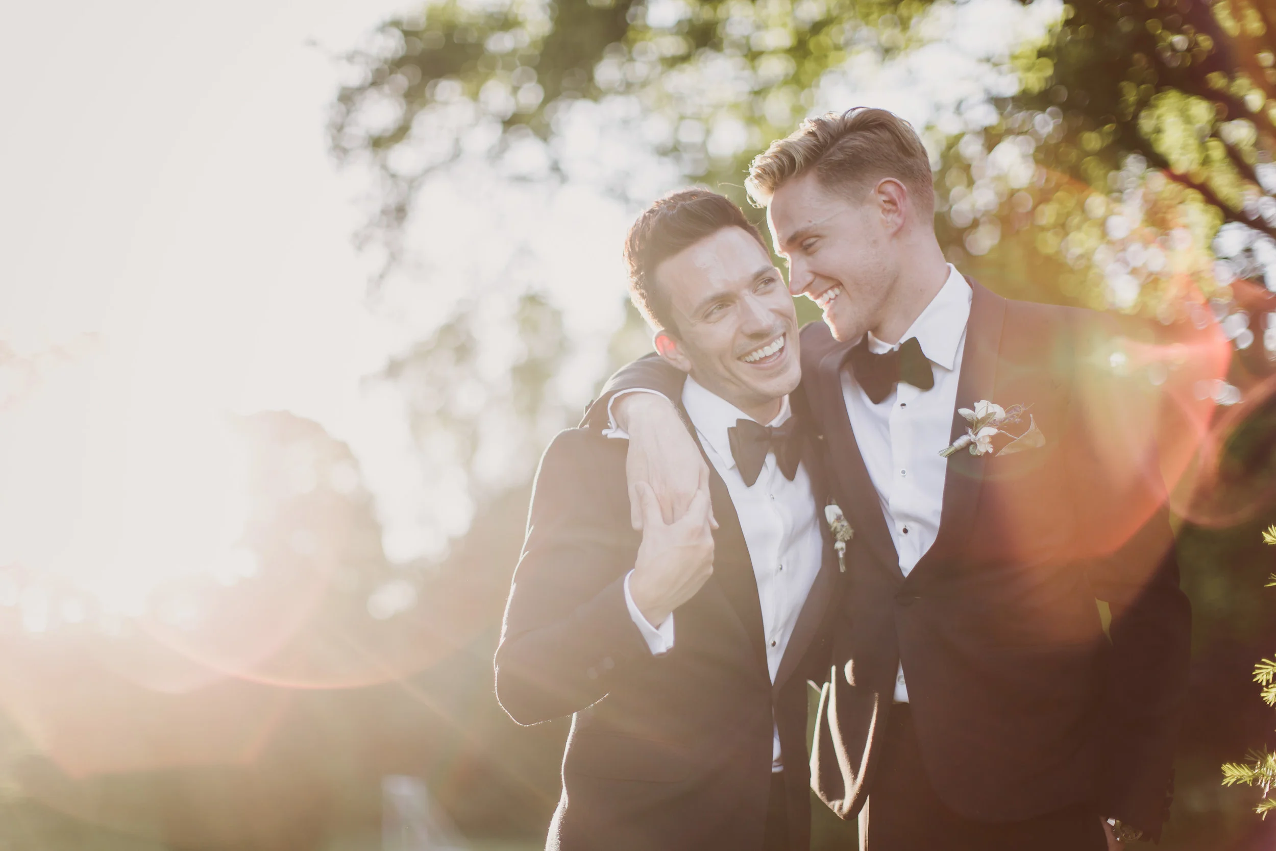 Travis &amp; Remy: An English wedding beaming with classic style, and smooth masculine beauty