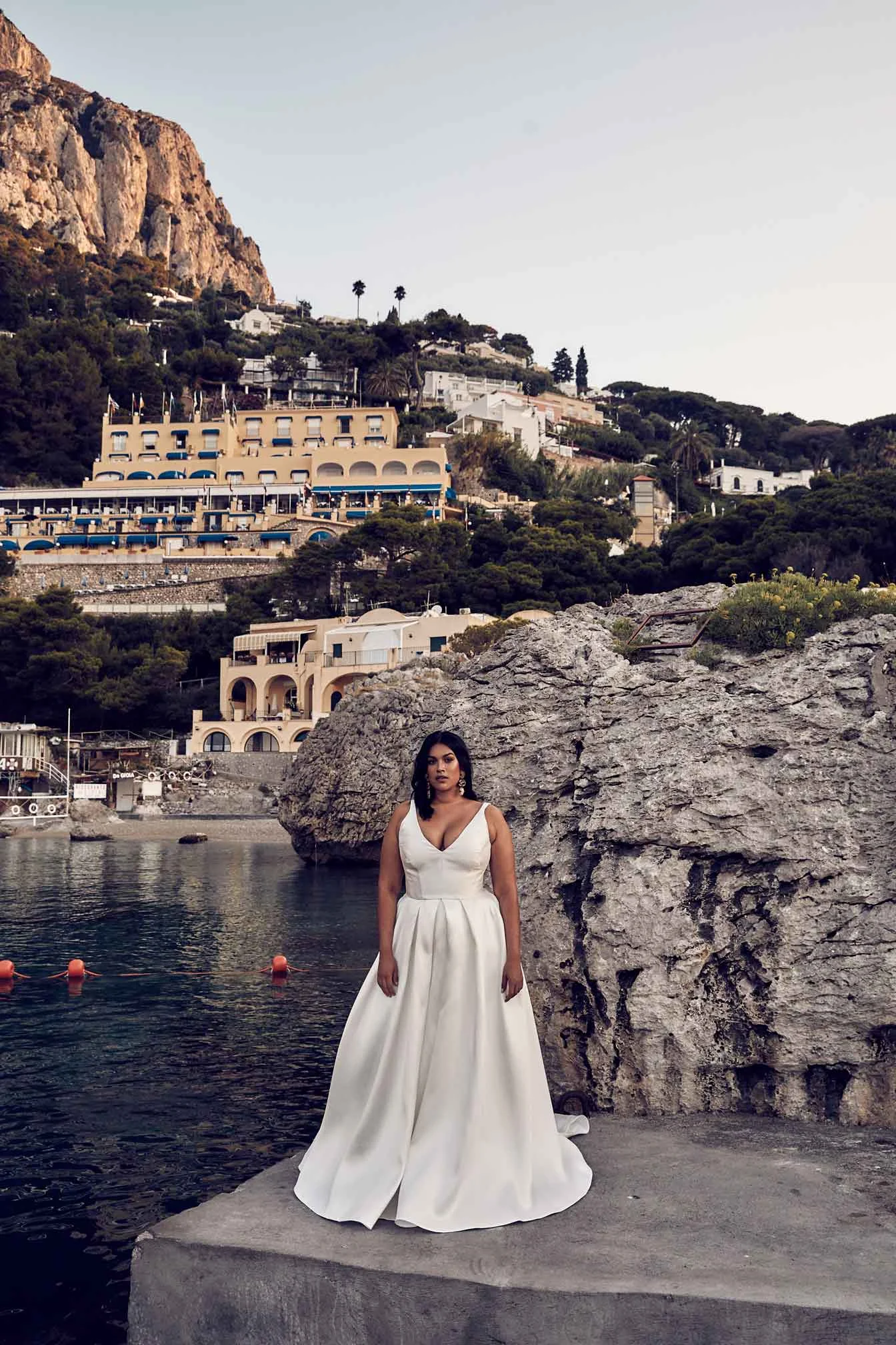chosenbyoneday-labelladonna-2018-curve-remy3.jpg