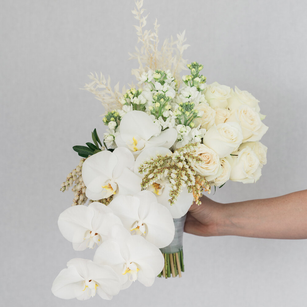 You Can Now Order Your Wedding Flowers Online: Flowers By Varu