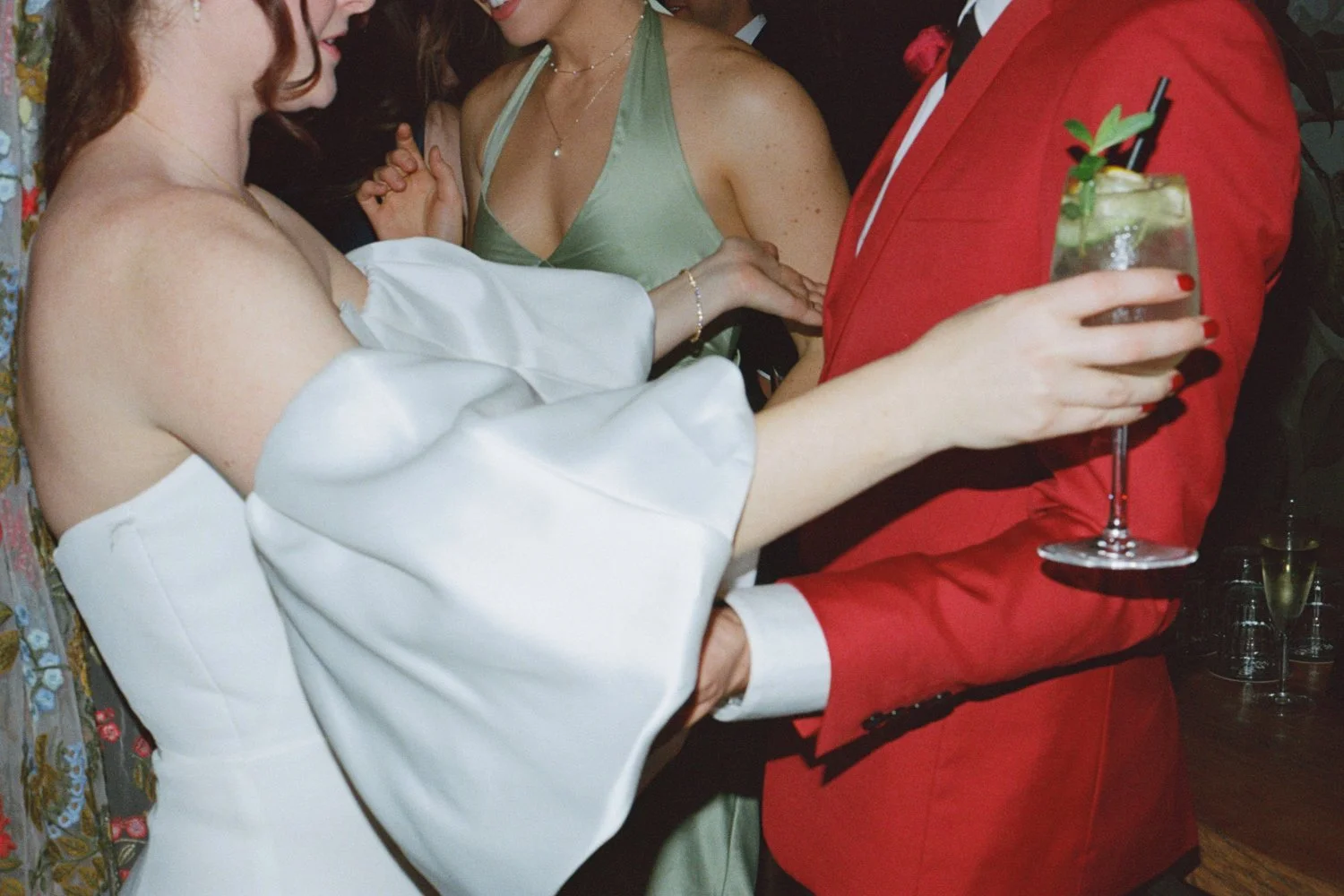 Sydney_Film_Wedding_Photographer_BarefootandBearded-44.jpg