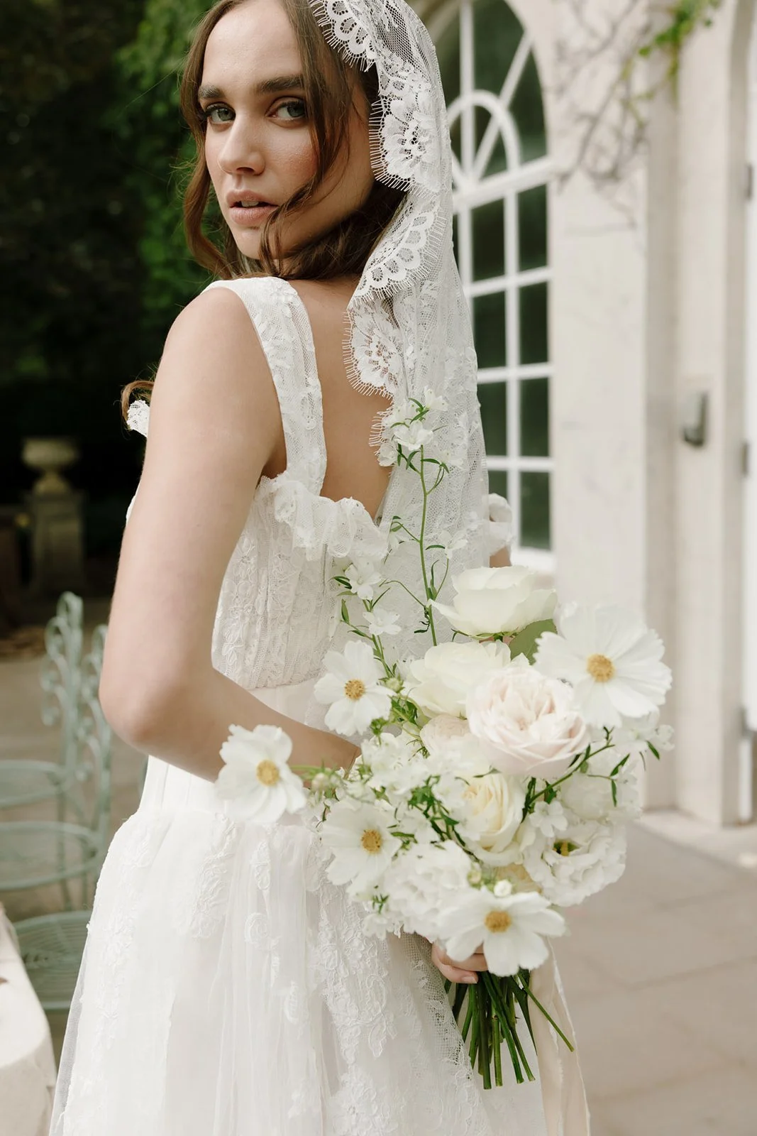 Lauren-Anne-Photography-WebResolution-VintageStyledShoot-MIltonPark-1048_websize.jpg