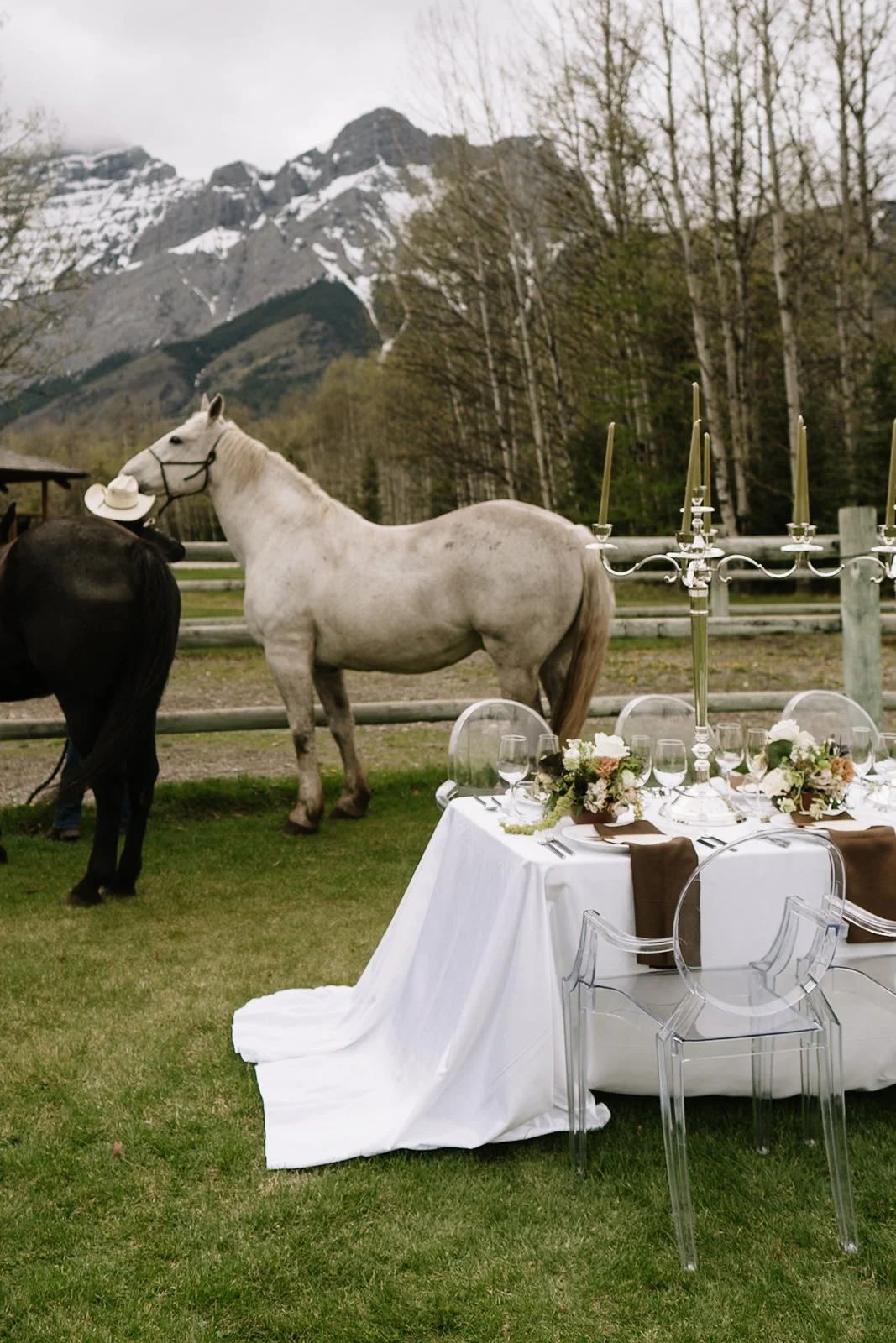 Danielle-Aisling_Banff_Western_Wedding_by_Amelia_Carleton_Weddings-3.jpeg