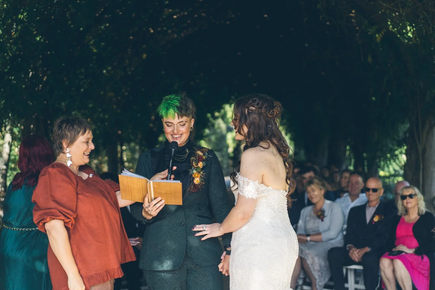 Dee Wild Queer Celebrant_LJM Photography_Bec and Dayna.jpg