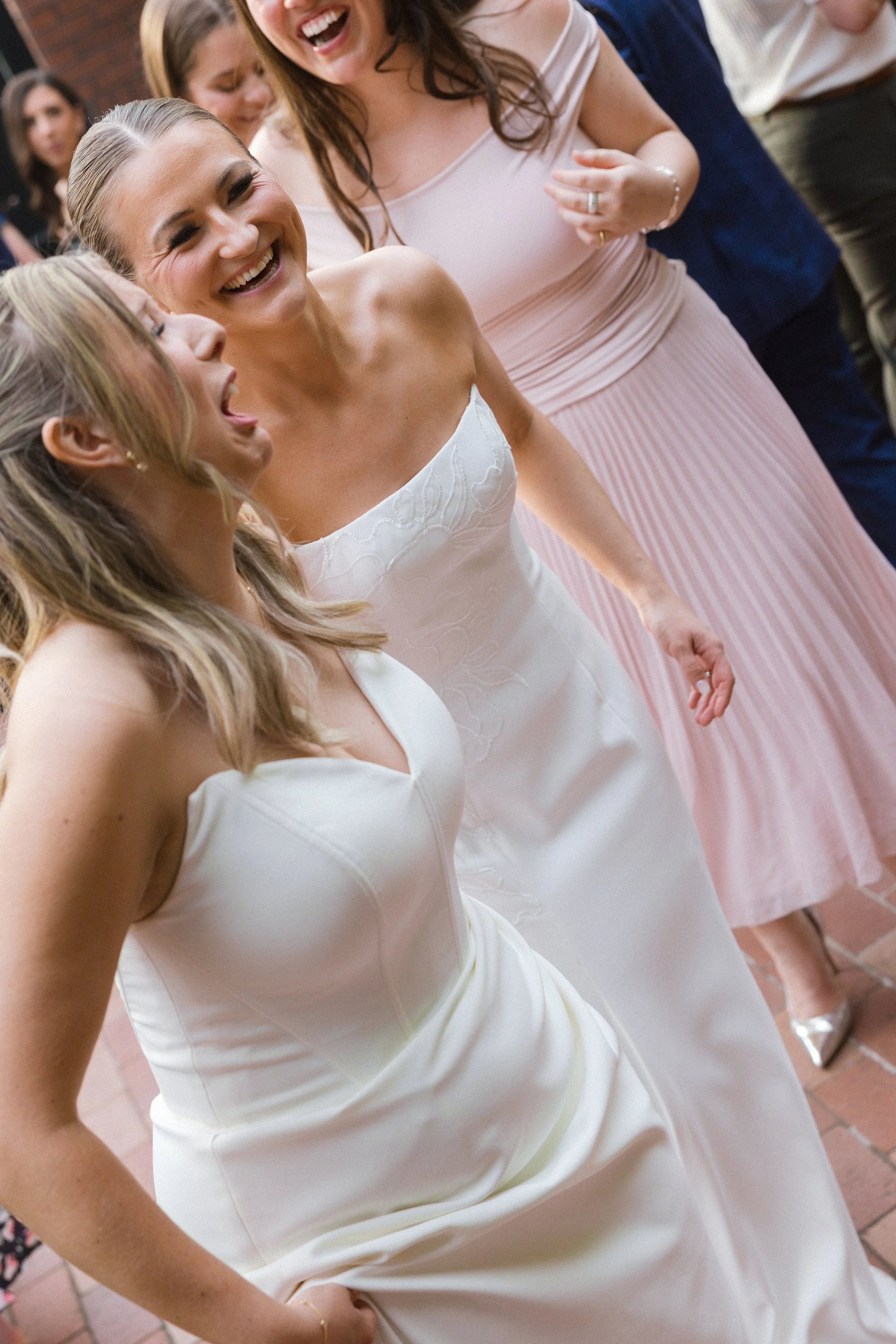 260605_AmandaSarah620_ALECIAPATRICK.jpg
