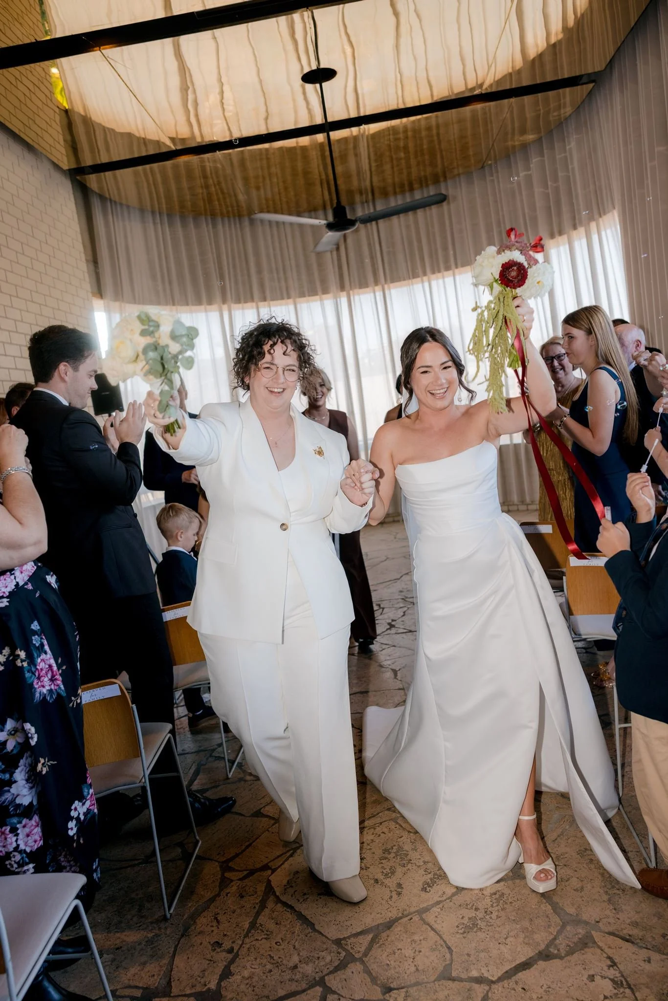 Liz & Kate Wedding Previews-124.jpg