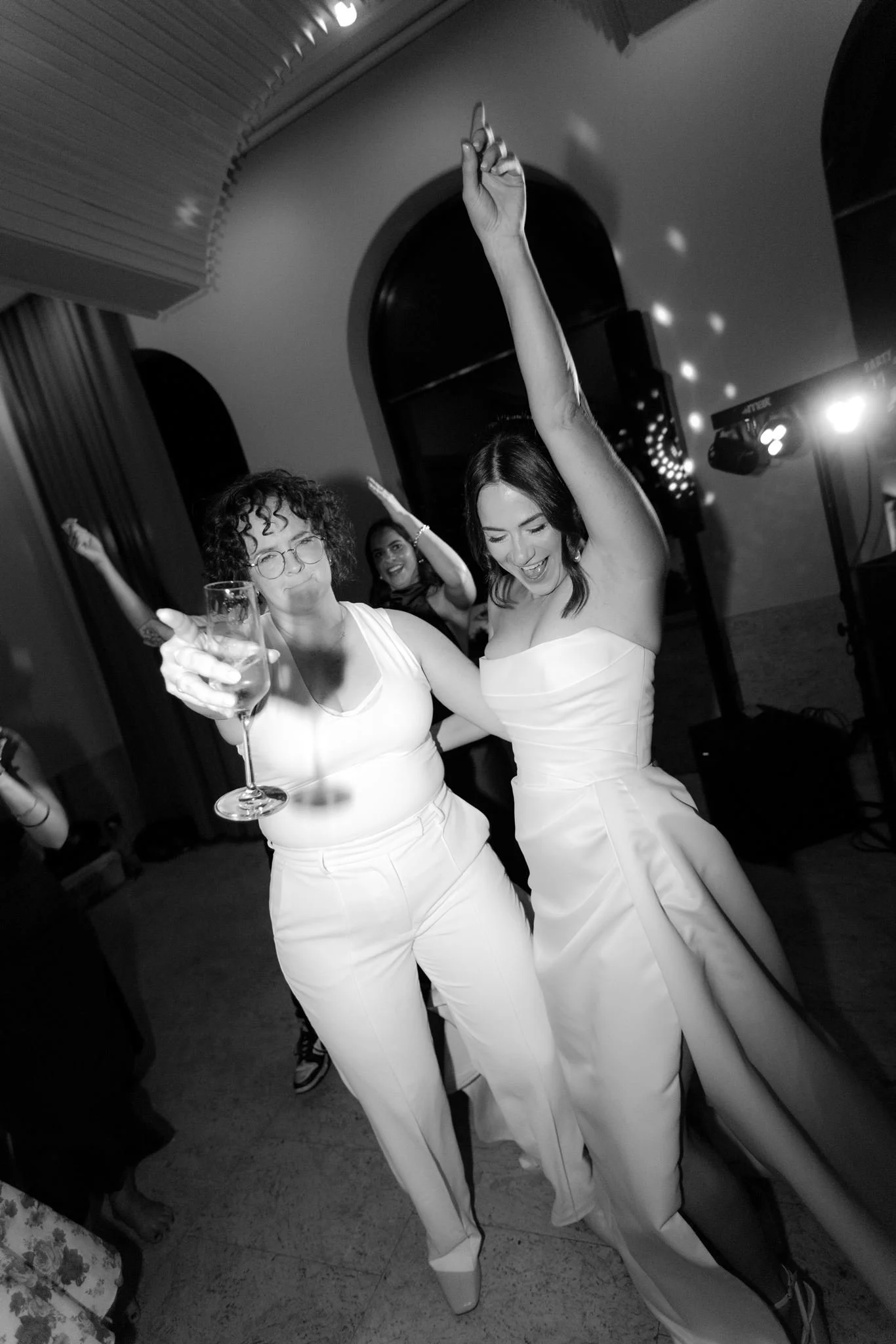 Liz & Kate Wedding Previews-266.jpg