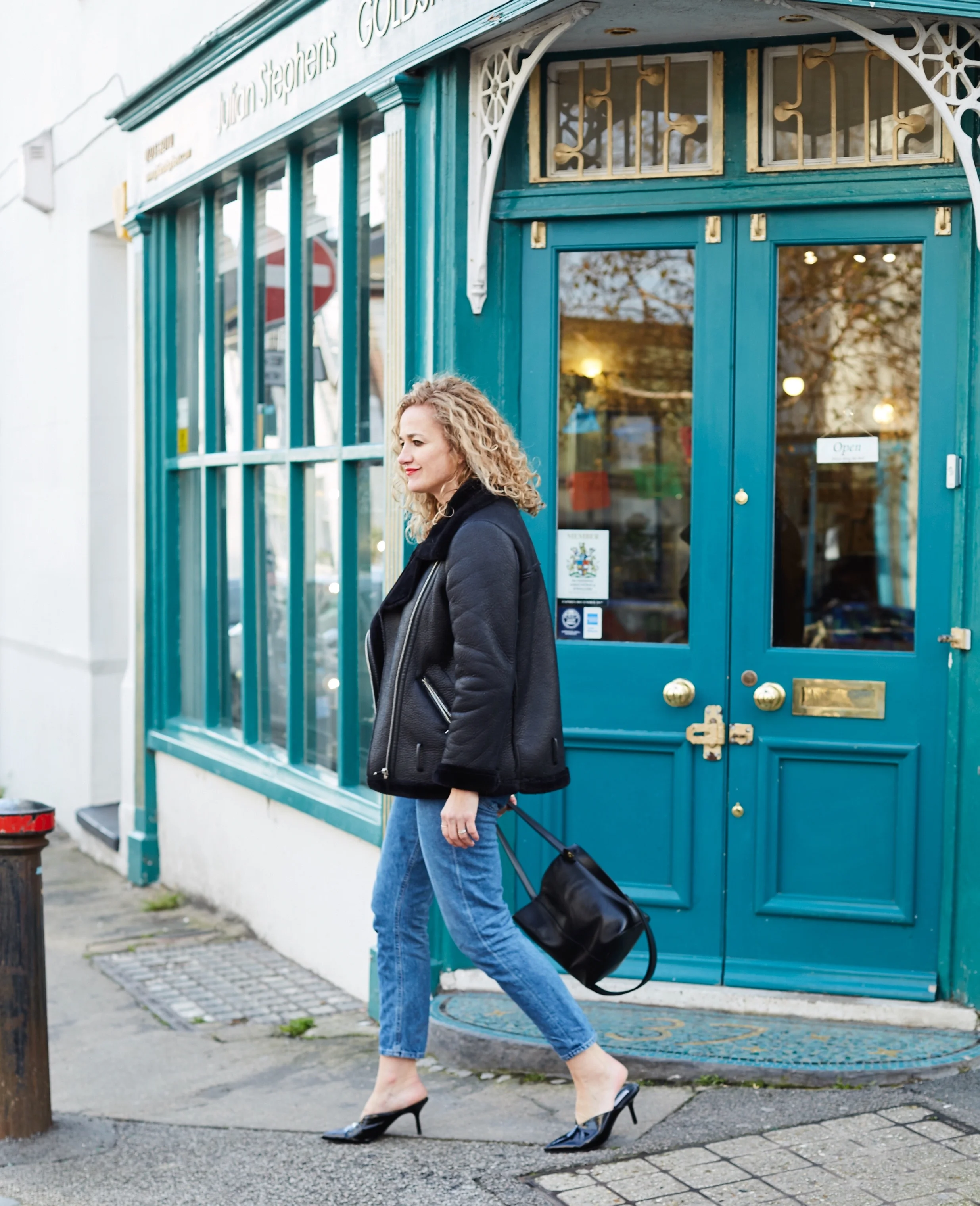 INSTAGRAM SHOP - THE GROWN UP EDIT