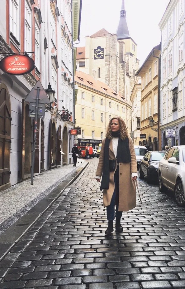 INSTAGRAM SHOP - THE GROWN UP EDIT