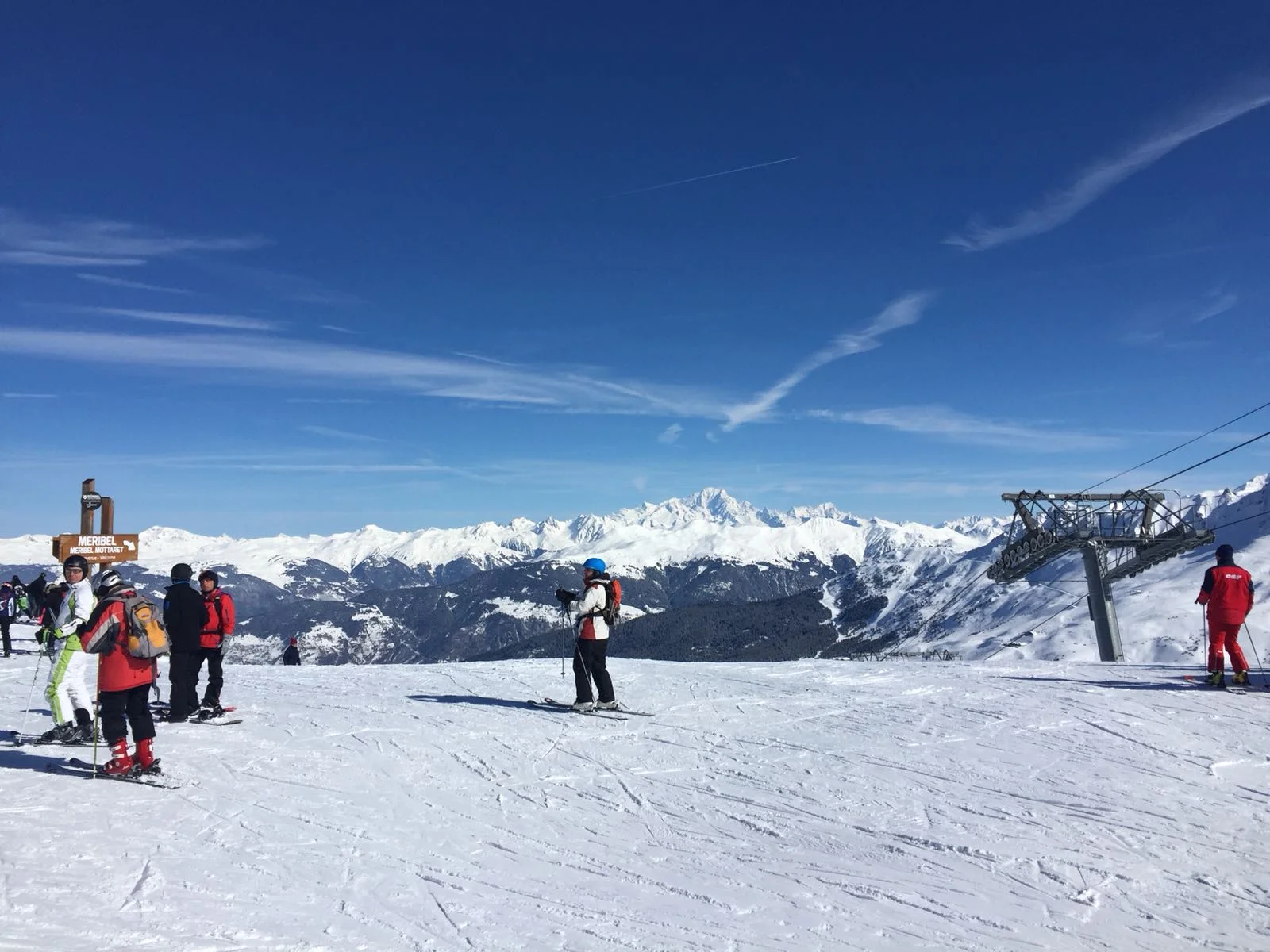CHALET LES OURSONS - LA TANIA - The Grown Up Edit .jpg