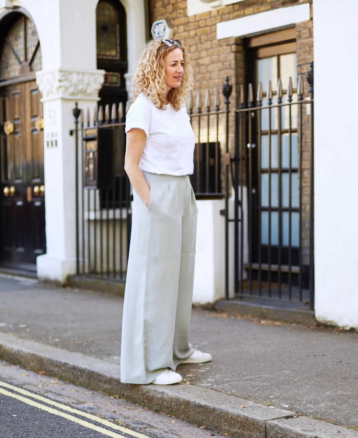 INSTAGRAM SHOP - THE GROWN UP EDIT