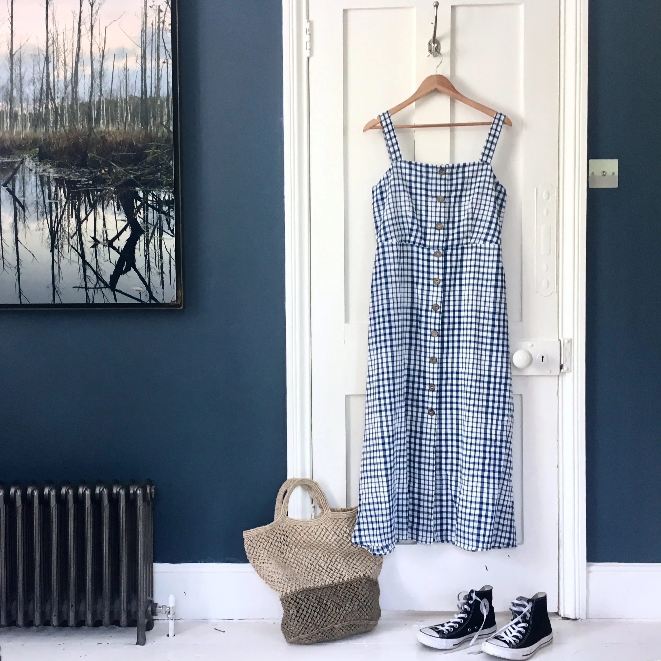 INSTAGRAM SHOP - THE GROWN UP EDIT