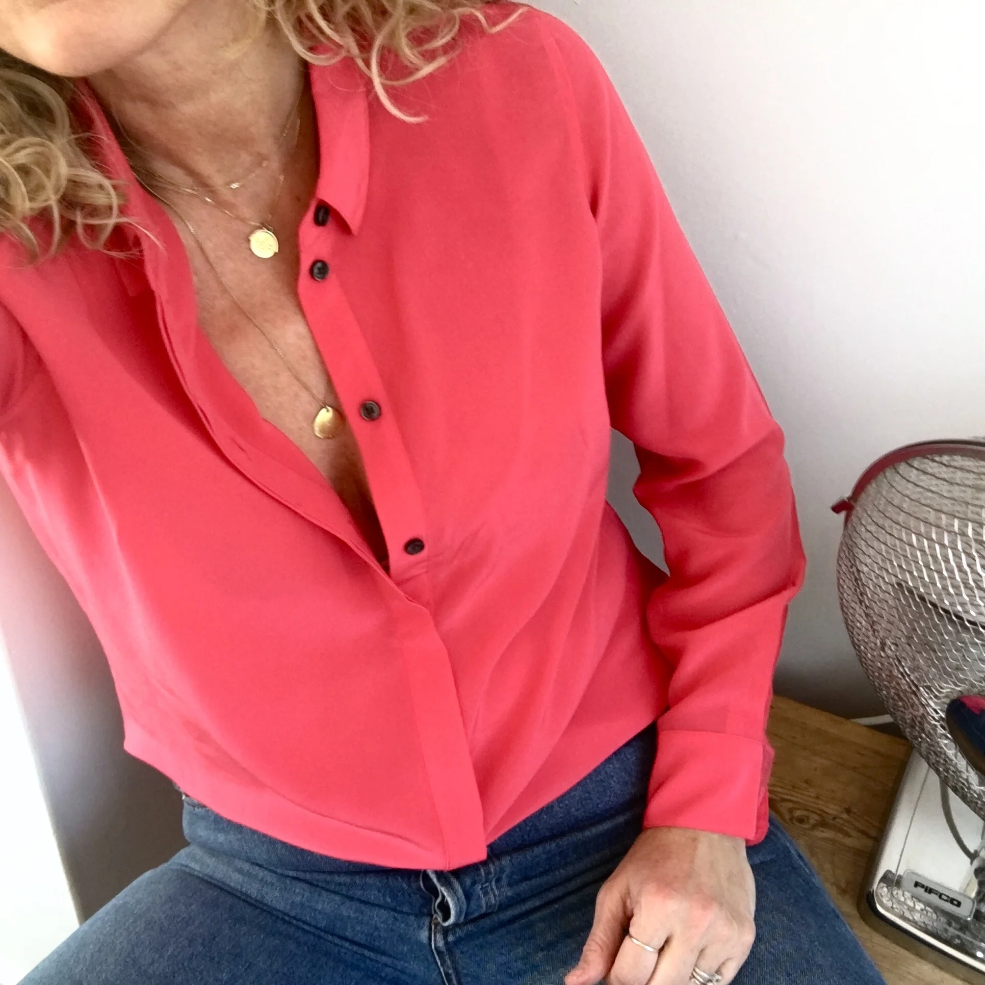 INSTAGRAM SHOP - THE GROWN UP EDIT
