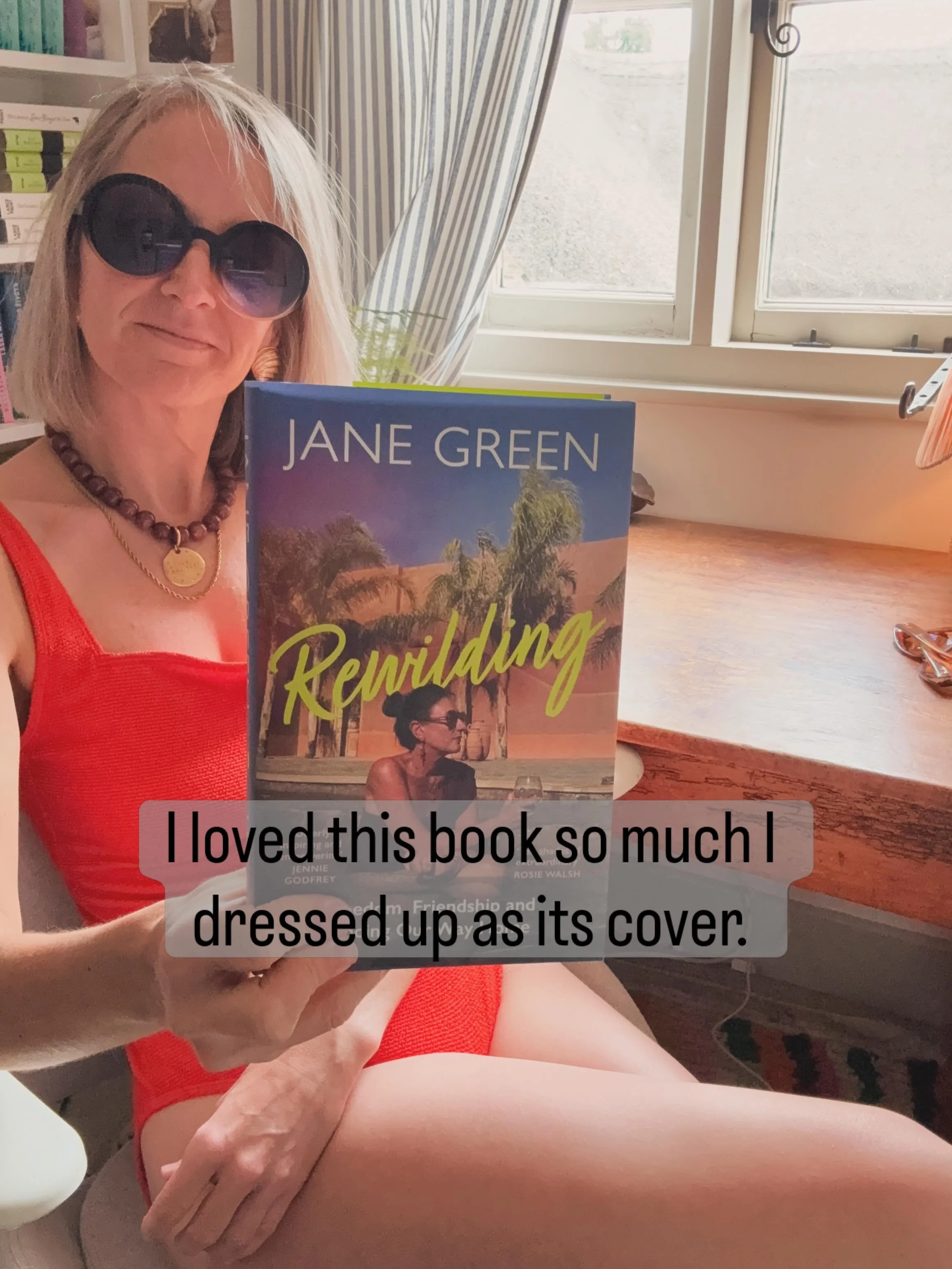 @janegreenauthor has written an extraordinary memoir and it&rsquo;s out this Thursday, 4th June. I loved it so very much I felt compelled to dress up as its cover. REWILDING is everything its many, many rave reviews say it is 🩷
