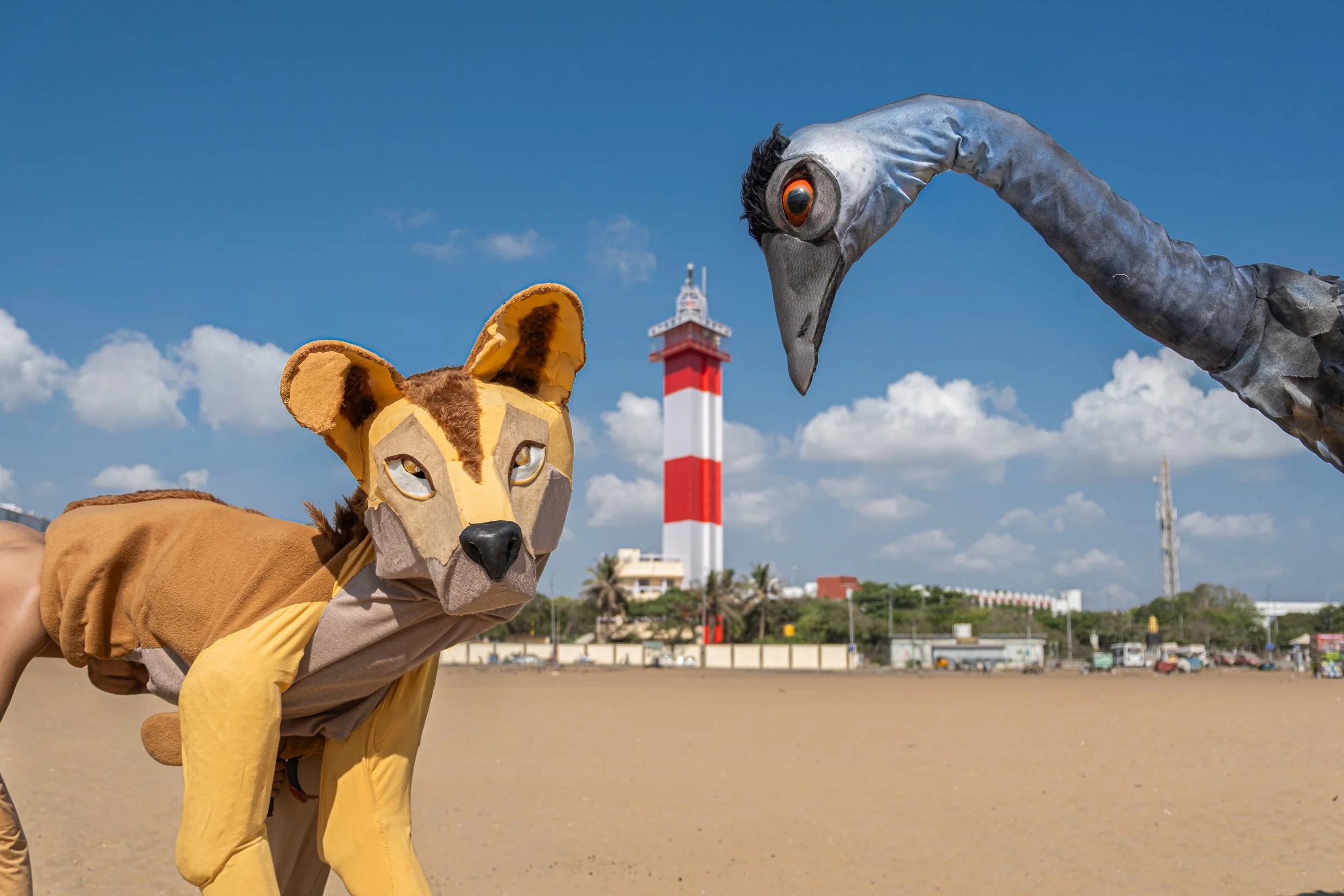 Gadli and Garrdi in front of Lighthouse Chennai.jpg
