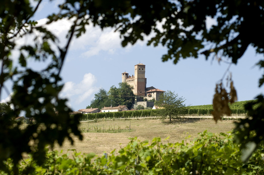 langhe e roero cuneo piemonte castelli.jpg