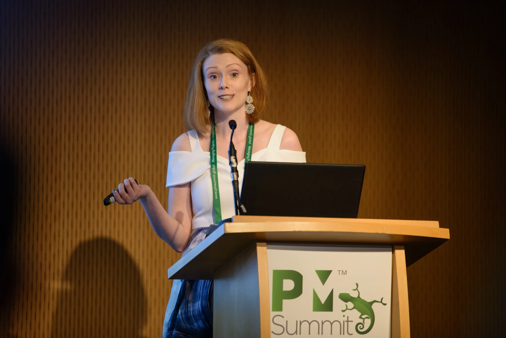 LOW RES-3445-VickyP-02.JPG