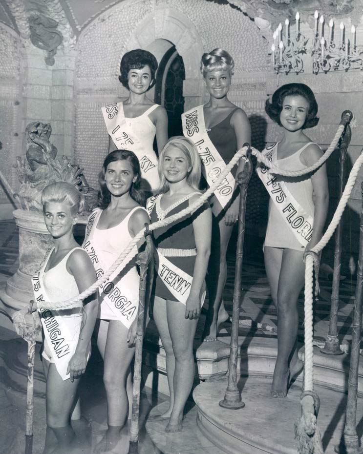 Contestants for Miss I-75 Florida, date unknown