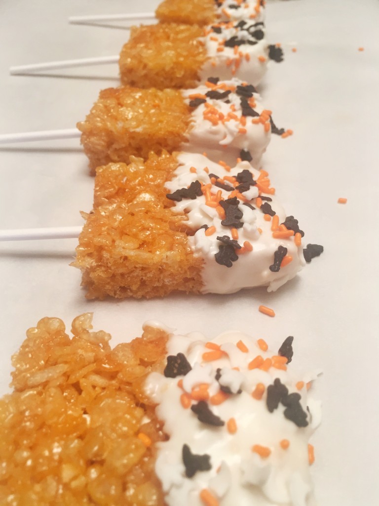 Last Minute Halloween Rice Krispie Treats - Rad Maverix