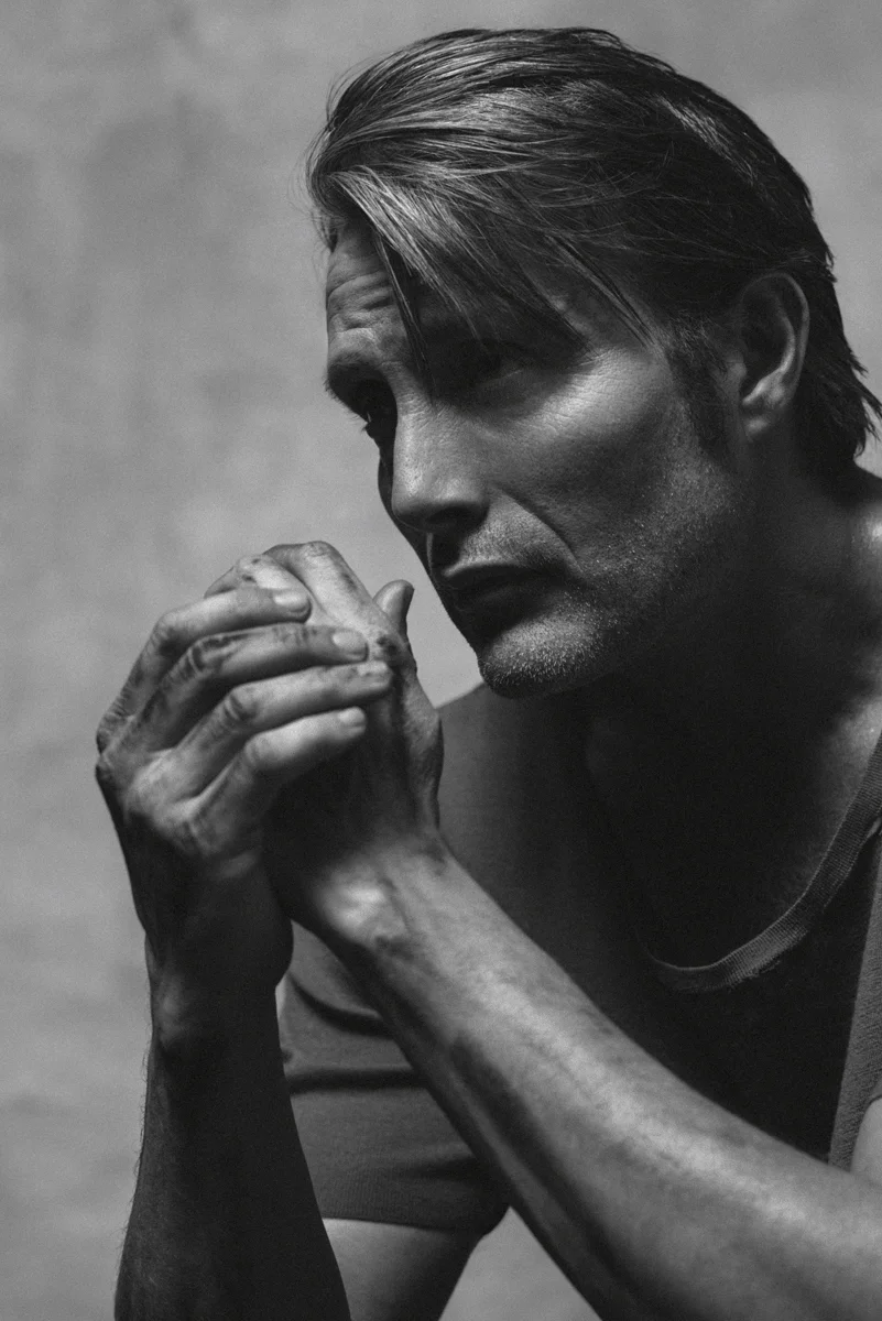 Mads mikkelsen hot