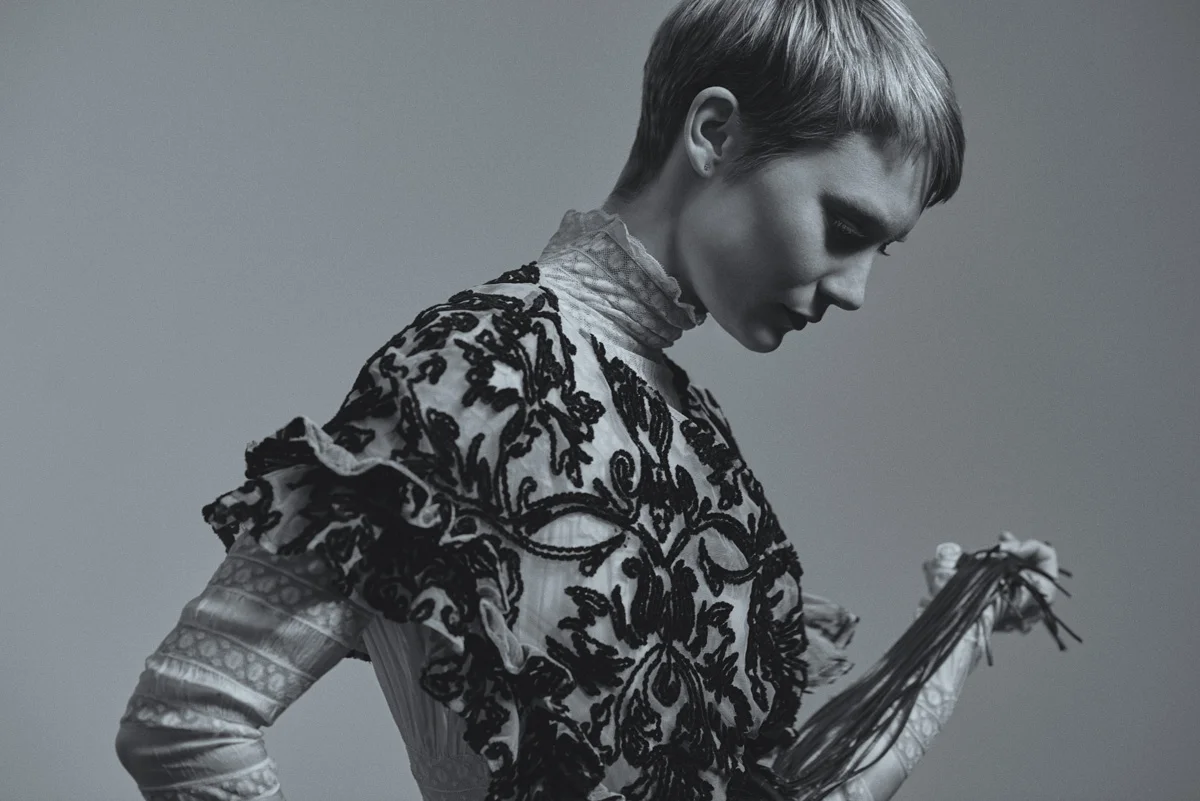 FLAUNT_MIA_WASIKOWSKA_SHOT_02_0143.jpg