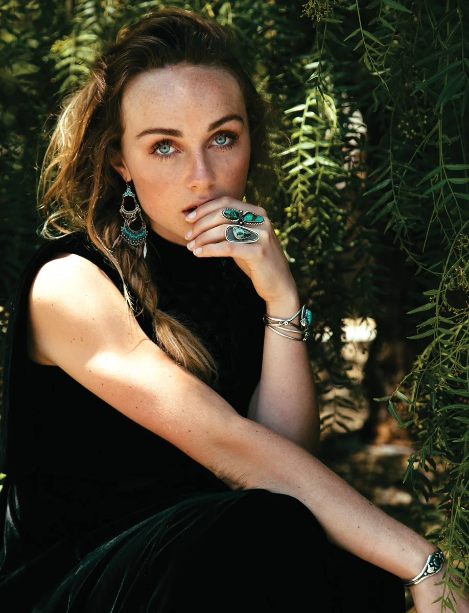 ZellaDay_BlackVelvet_SamanthaWest.jpg