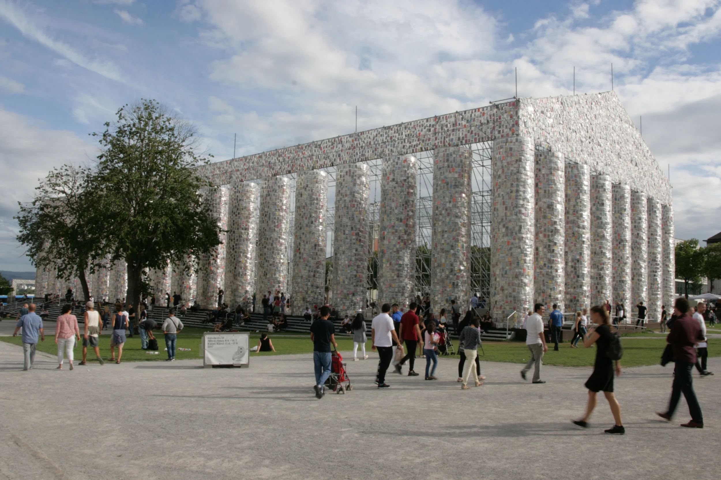 Marta Minujín. Preliminary sketch from “The Parthenon of Books” (2017). Steel, books, and plastic sheeting. 19.5 x 29.5 x 65.5 meters. Courtesy Marta Minujín Archives.