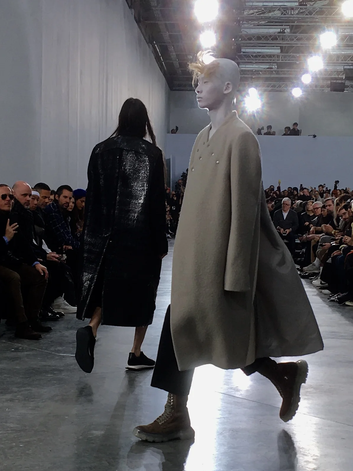 HERMÈS MARGIELA 目だた Rubberized long coat