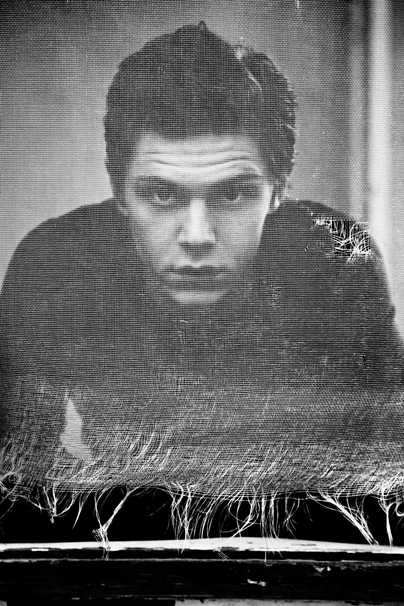 Evan Peters | Internal Horror, image size:800x1200