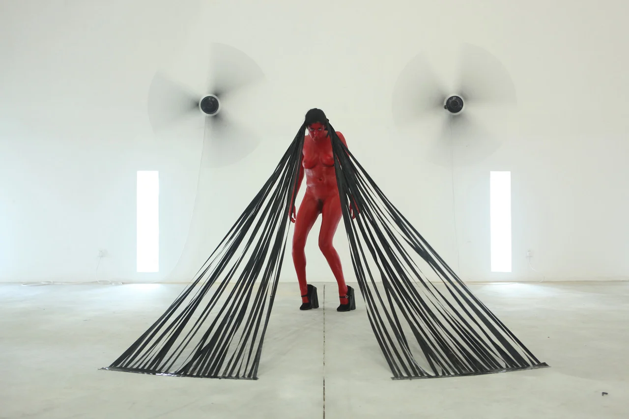 Sarah Trouche-chine.jpg