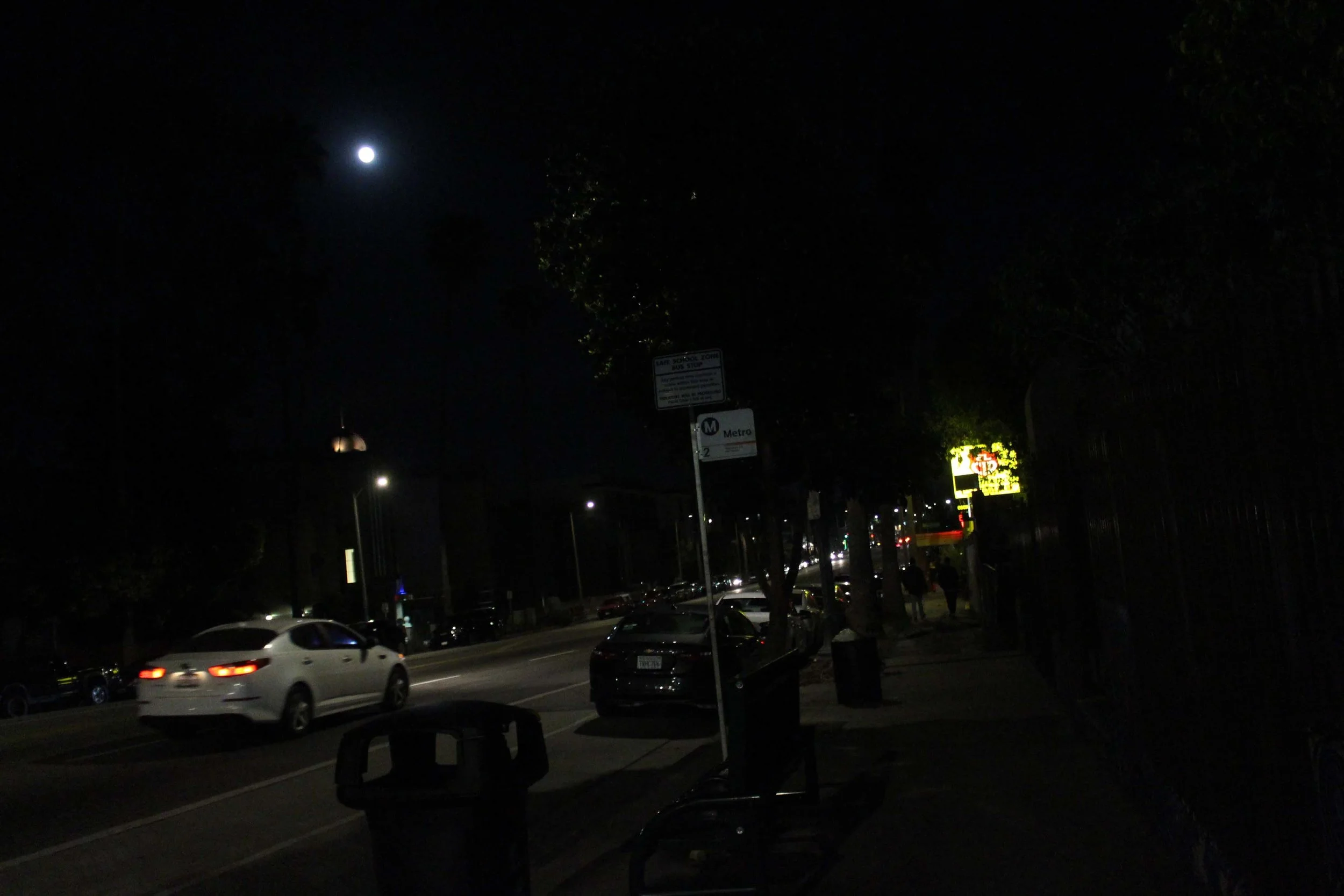 Moon along Sunset by El Cid.jpg