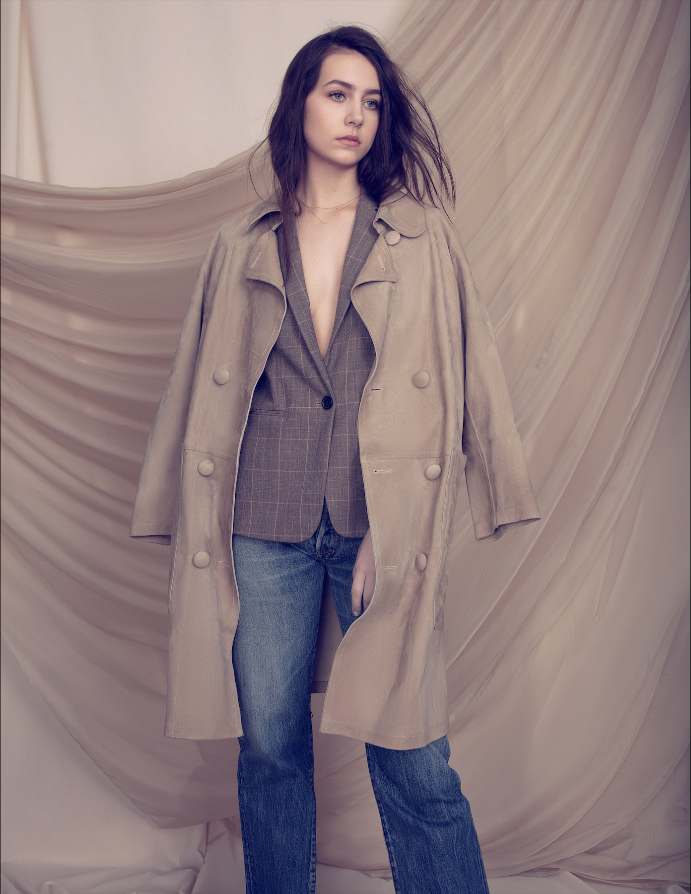 Emma Fuhrmann — Flaunt Magazine, image size:1392x1800