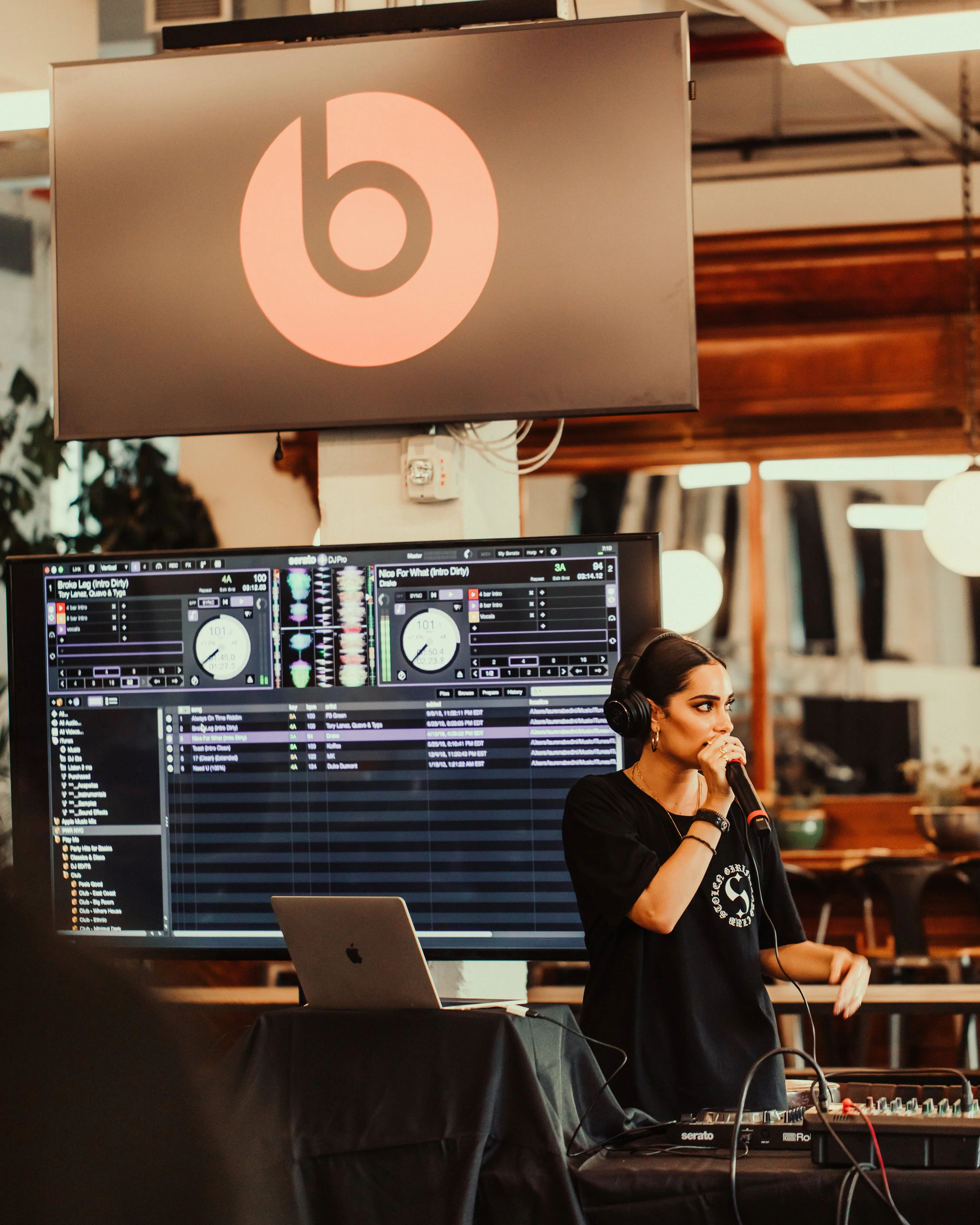 Lauren hosted the biggest PWR yet, and the first one in New York City.