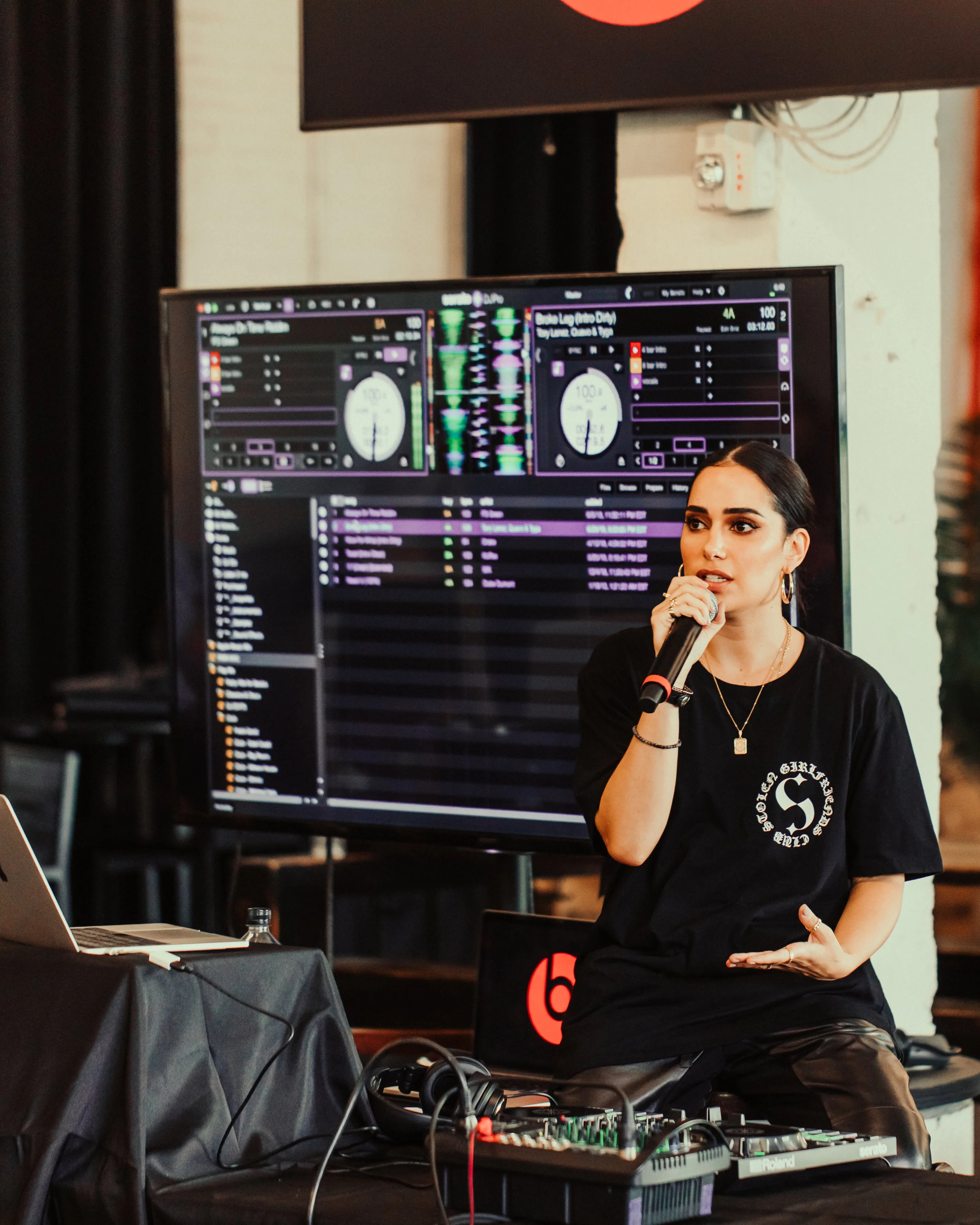 The end of the workshop concluded with a talk that included topics like what to expect to face in the music industry as a female DJ and how to properly prepare and deal with those issues.