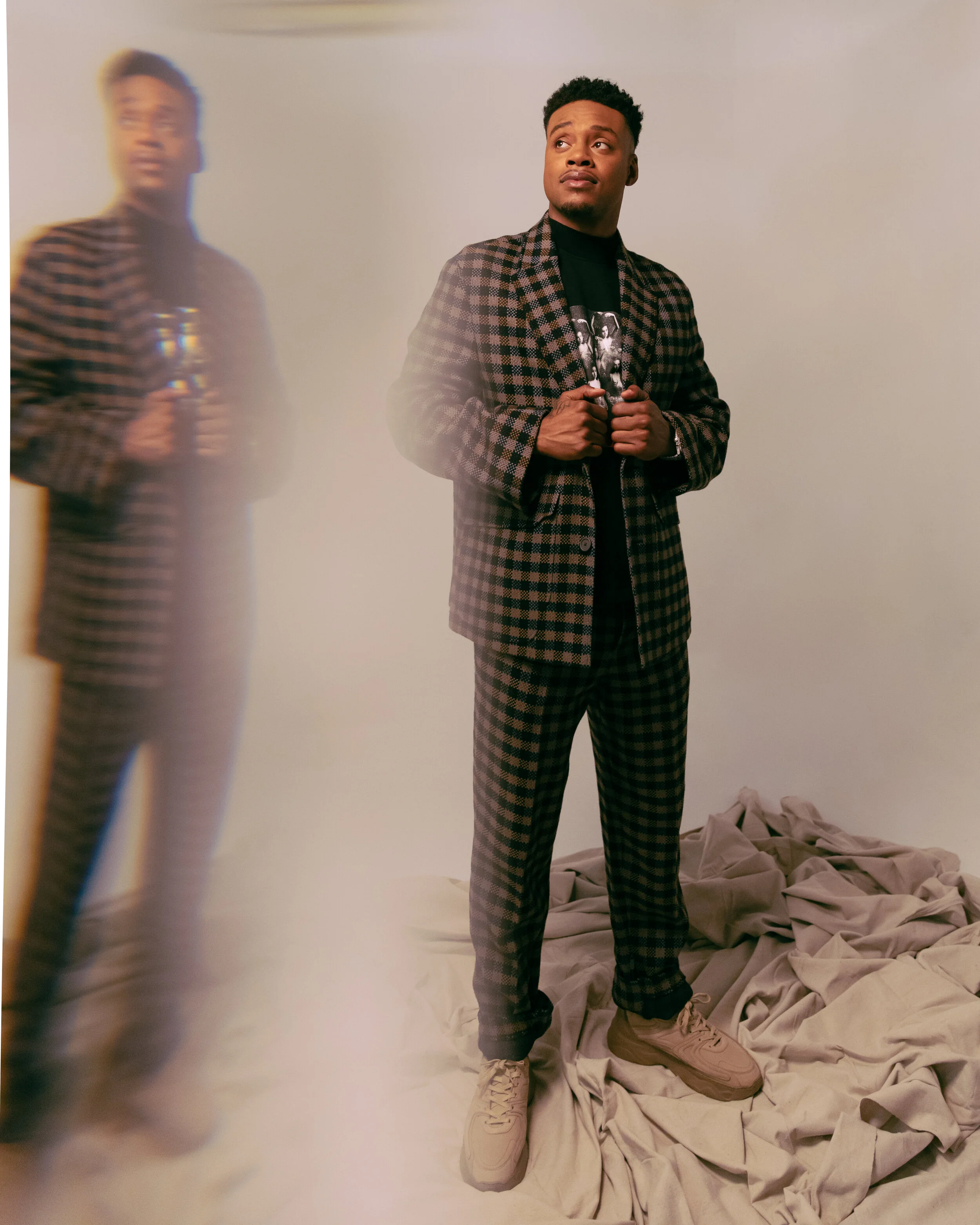 ERMENEGILDO ZEGNA XXX suit, NECESSITY SENSE shirt, and FILLING PIECES shoes.