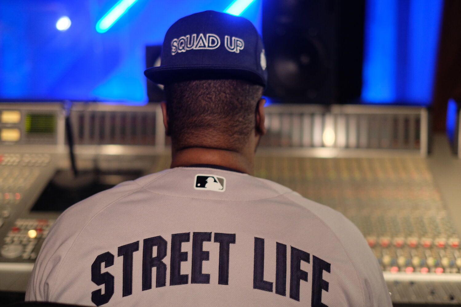 StreetlifeFLAUNT.JPG