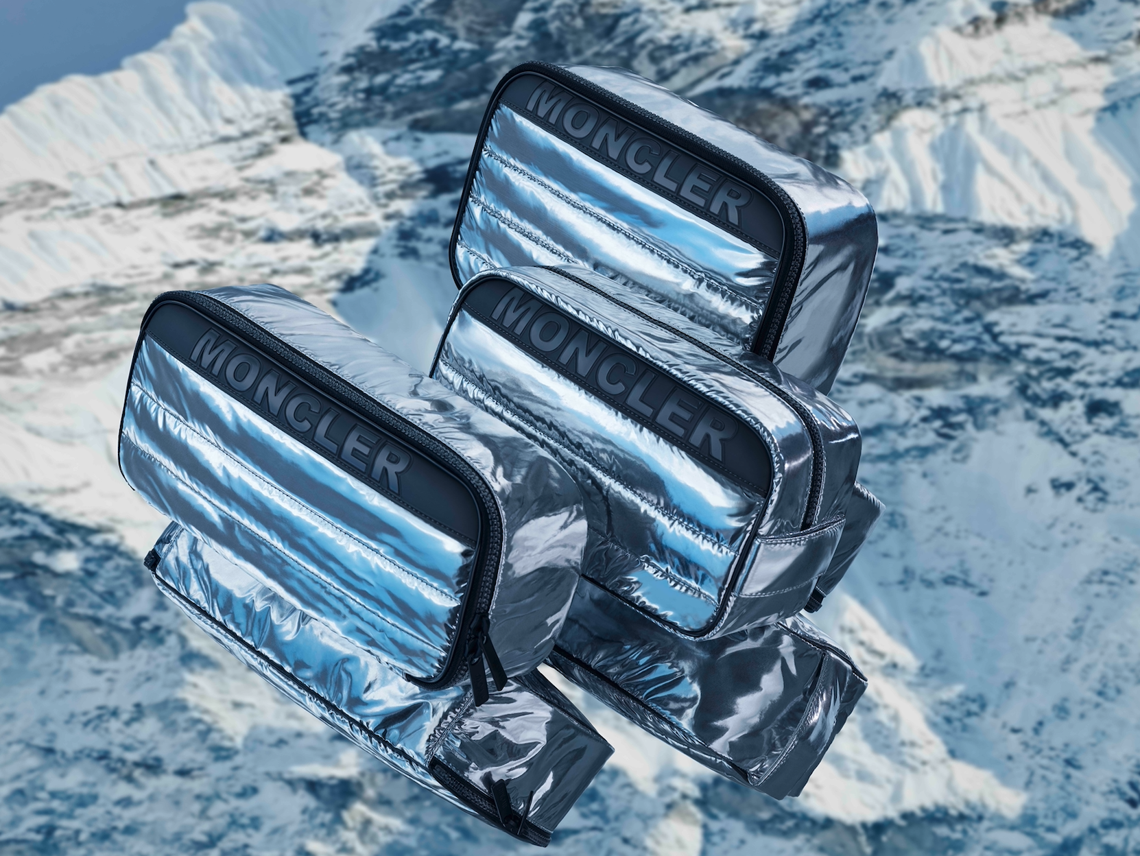 RIMOWA モンクレール　ネーム Rimowa and Moncler team up once again on a limited edition