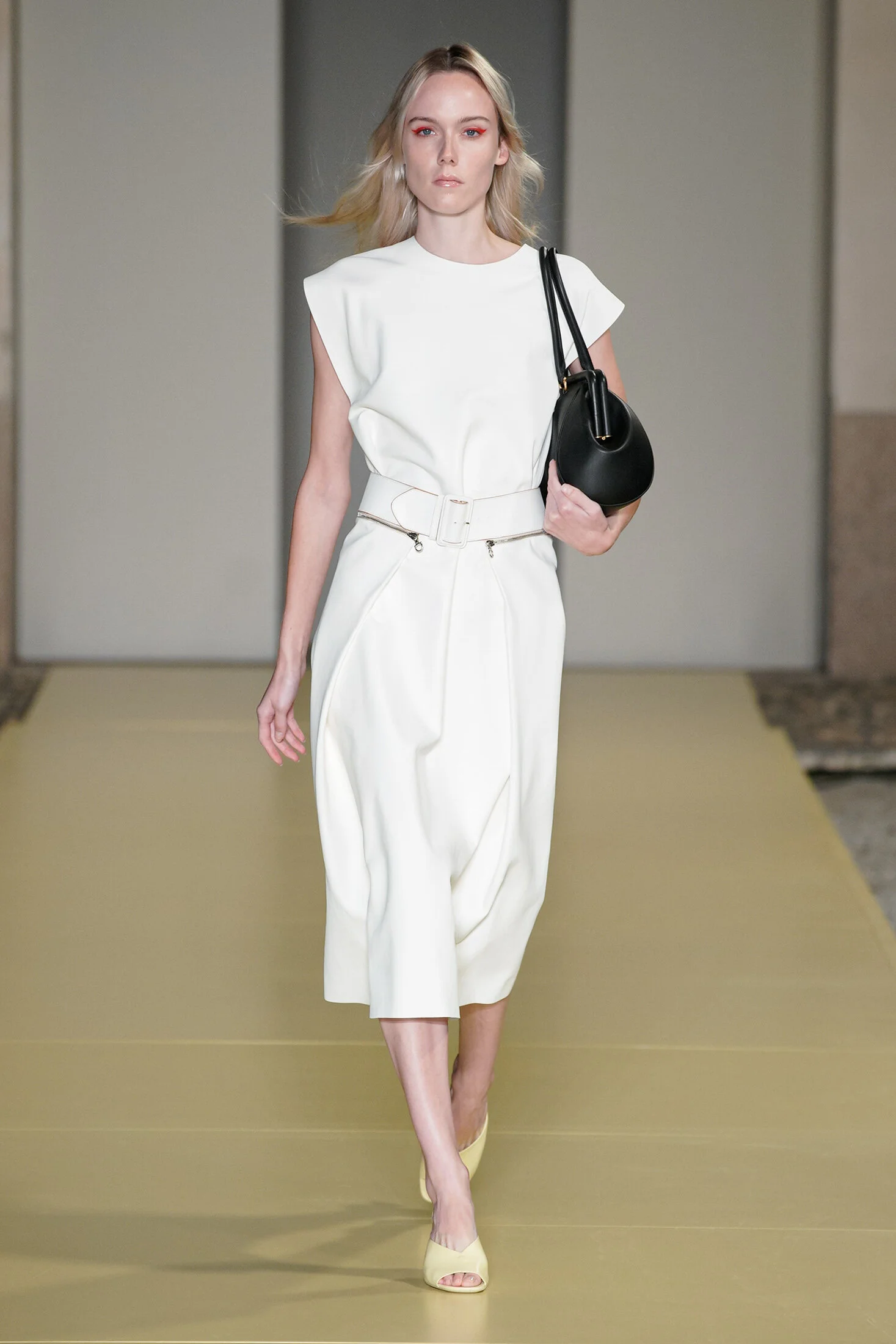 Ferragamo SS21 01.jpg