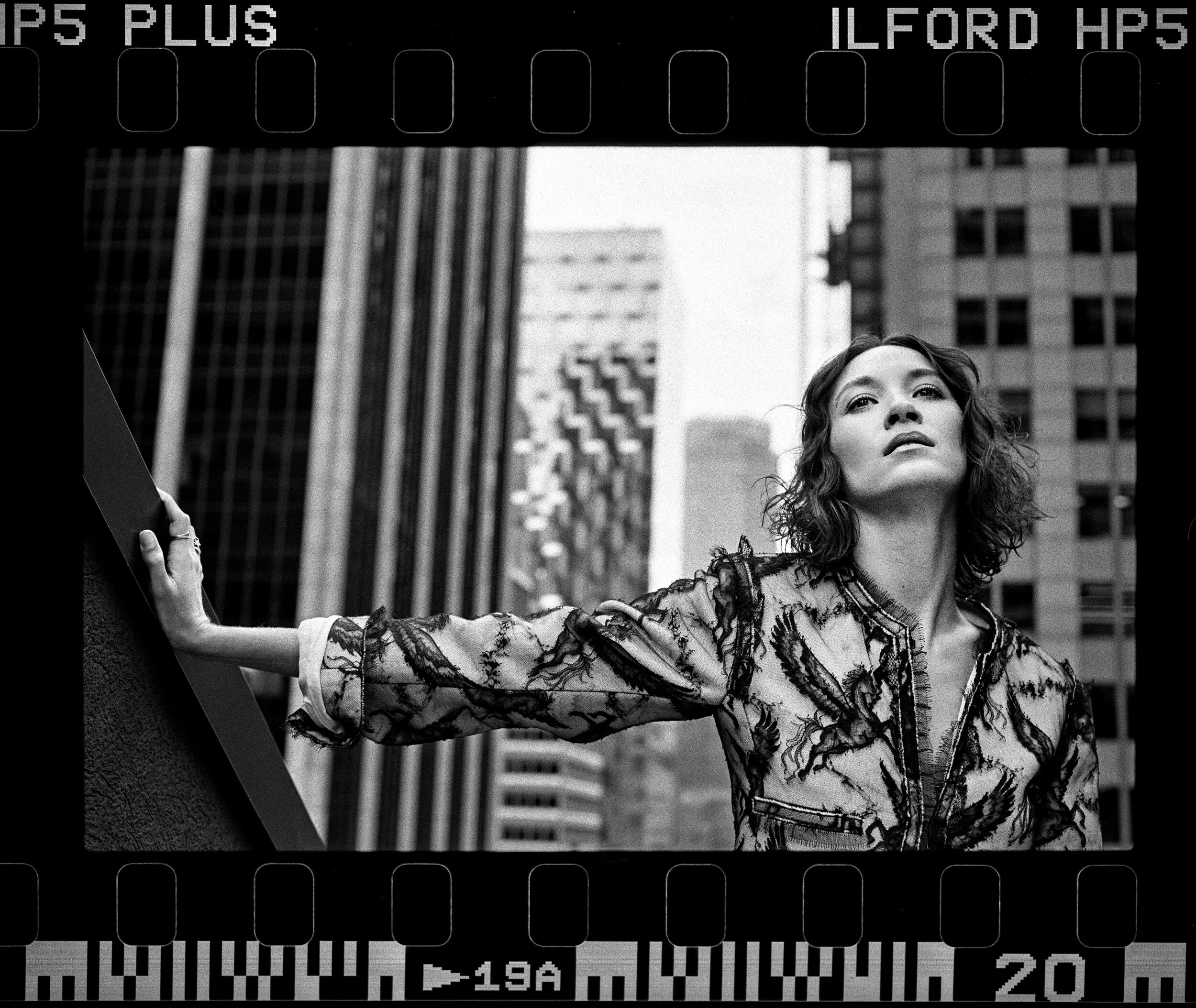 Sydney Lemmon / Prismatic bridge-building in a time of fault and chasm