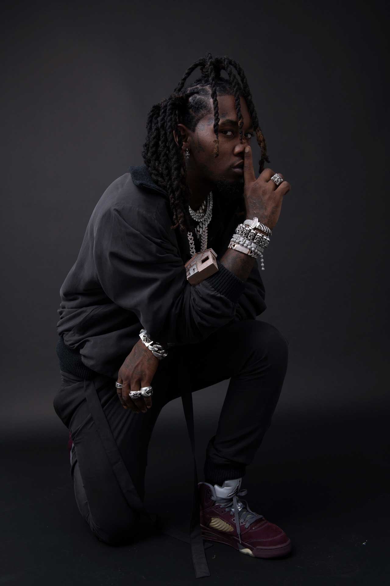  Offset wears  FEAR OF GOD EXCLUSIVELY FOR ERMENEGILDO ZEGNA  and talent’s own Chrome Hearts jewelry. 