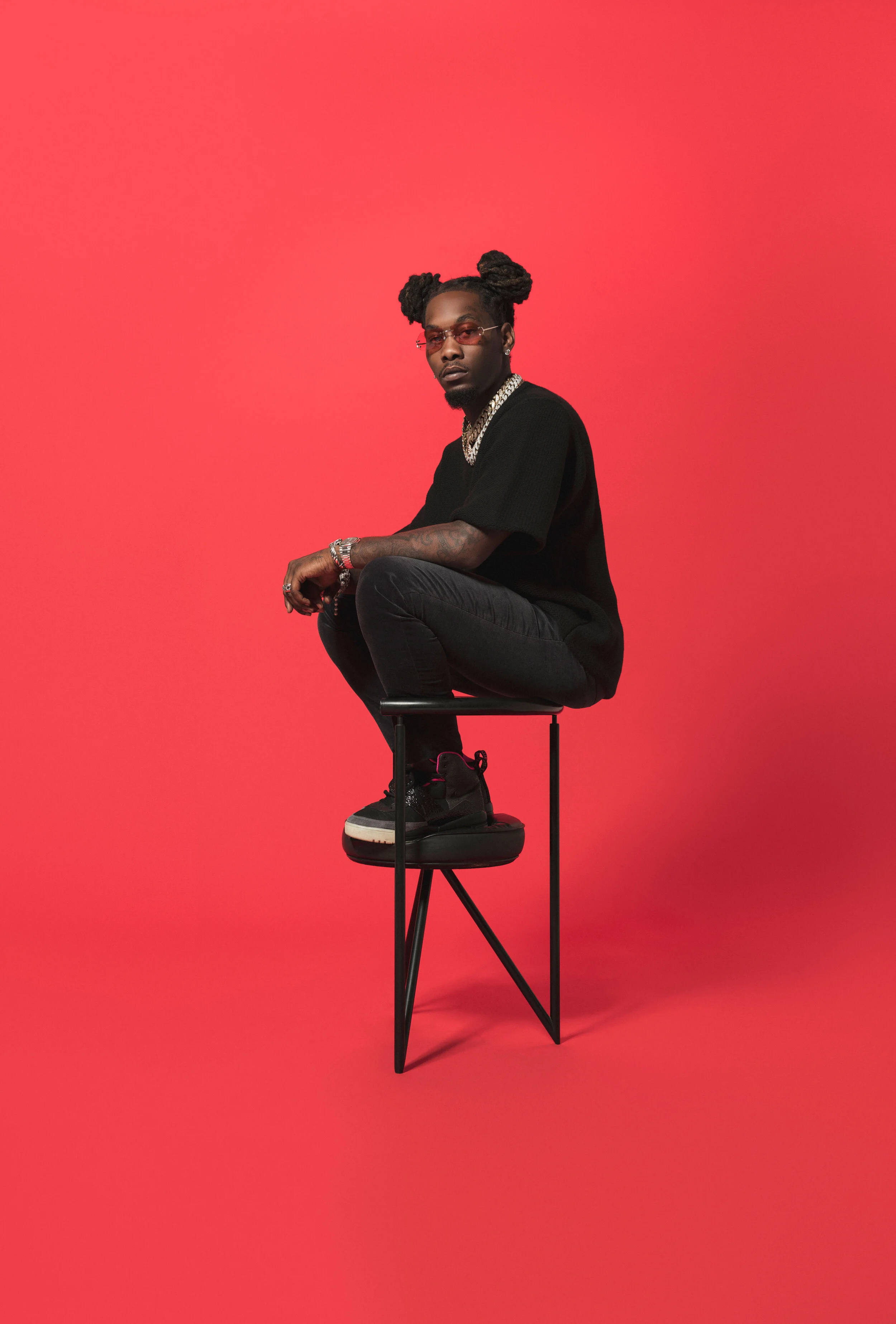  Offset wears  FEAR OF GOD EXCLUSIVELY FOR ERMENEGILDO ZEGNA  and talent’s own Chrome Hearts jewelry. 