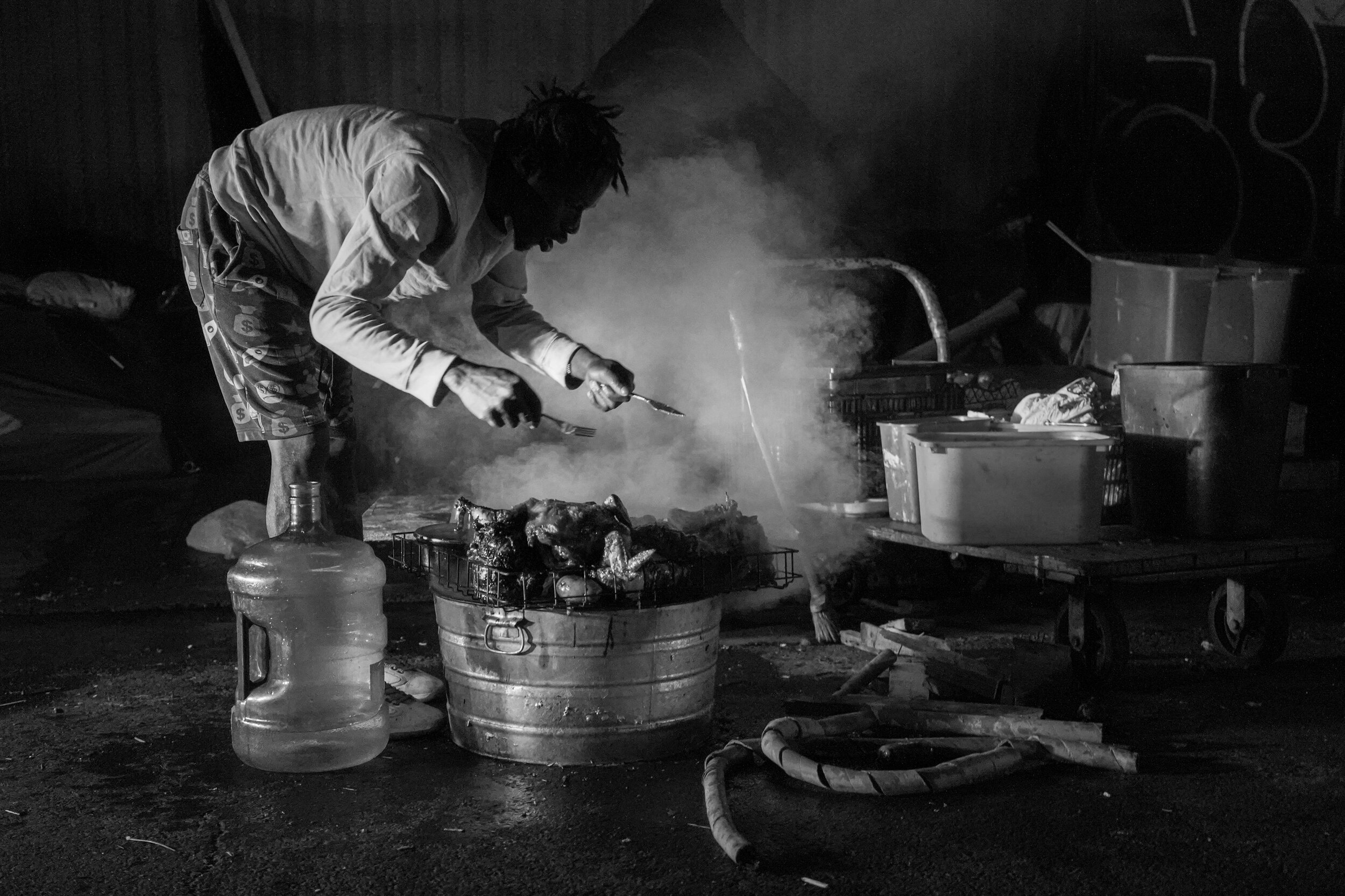 SIDEWALK CHAMPIONS Skid Row Street Photography BY SUITCASE JOE