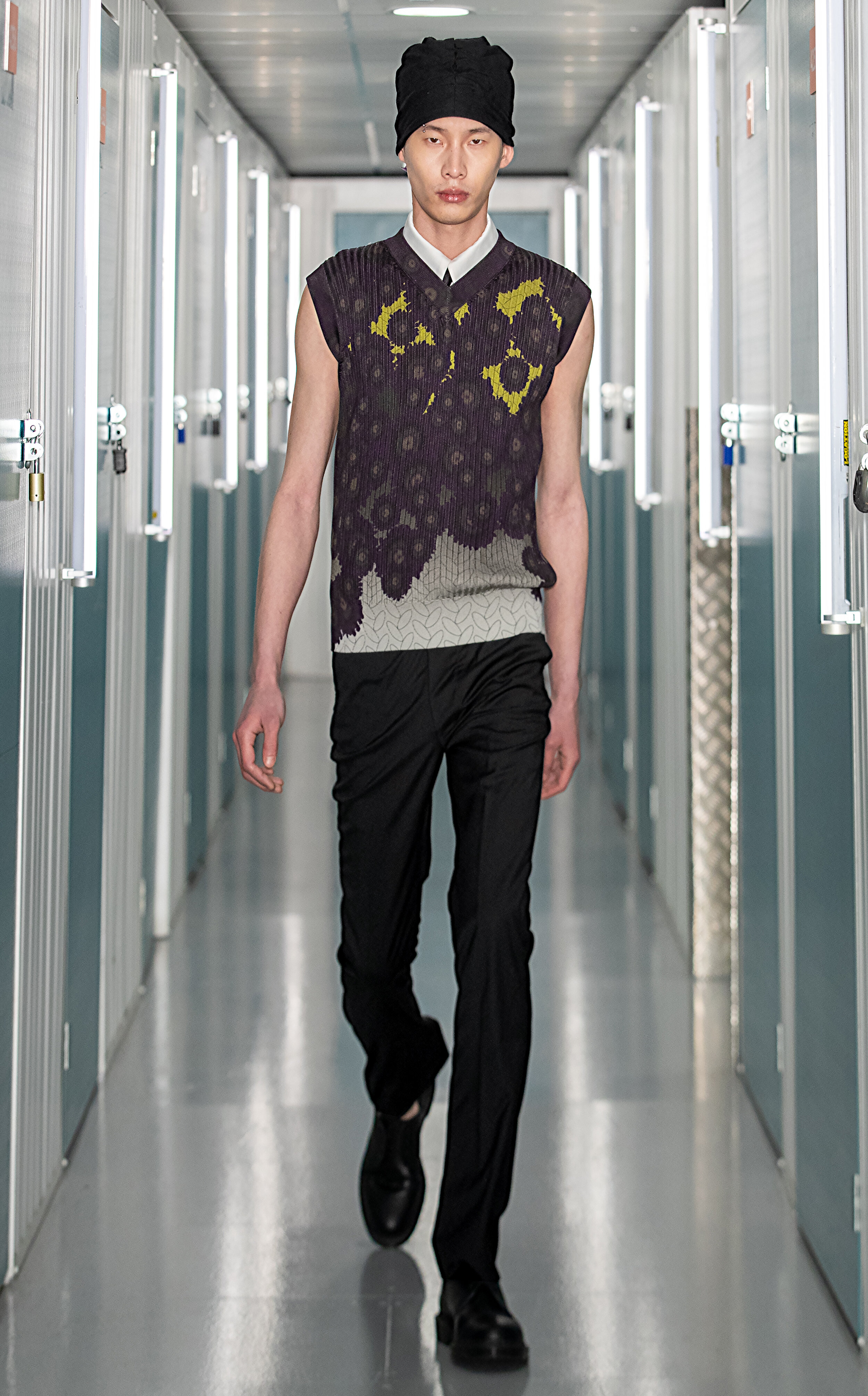 LOOK23.jpg
