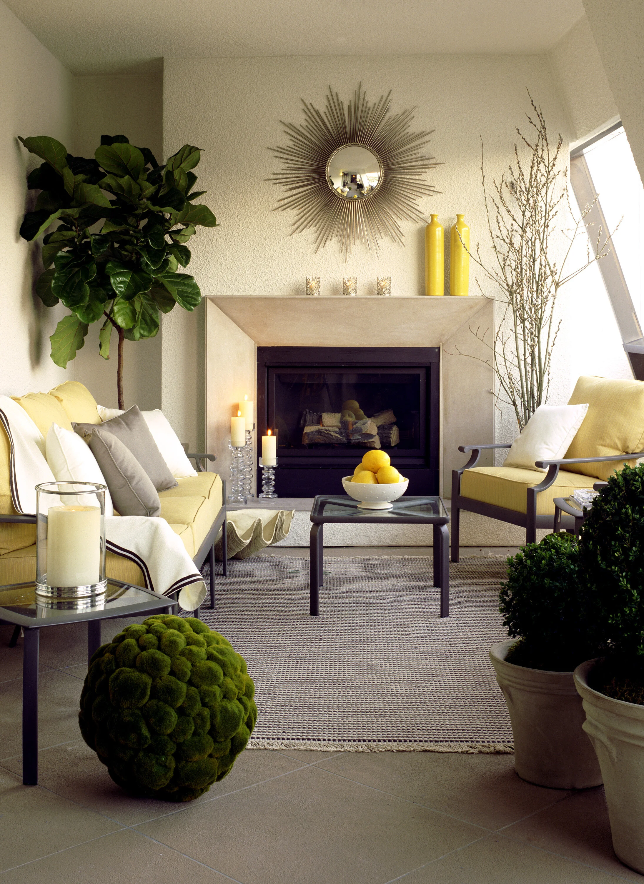 Flaunt Presidential Suite Terrace 1.jpg