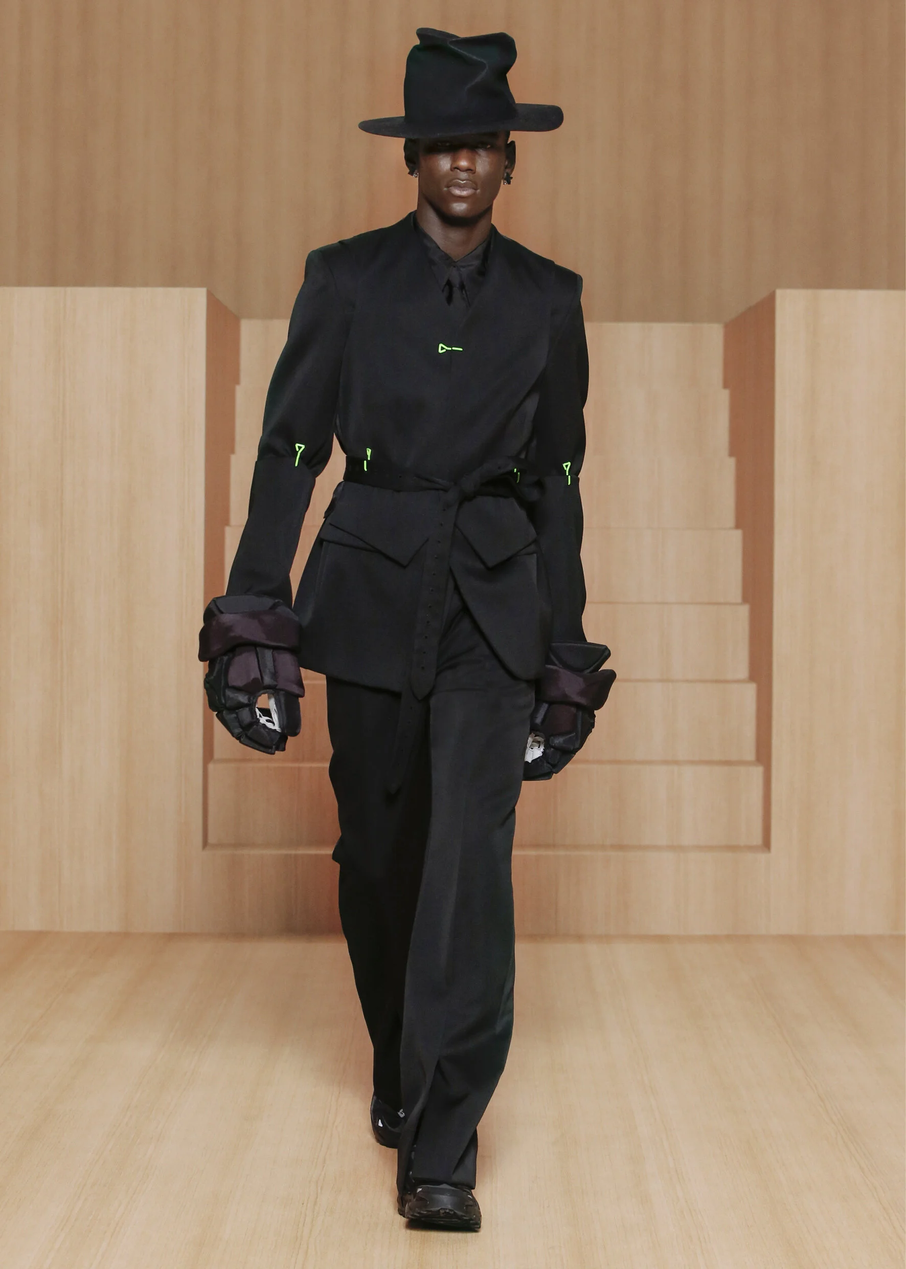 LOUIS VUITTON | MEN SPRING SUMMER 2022 COLLECTION