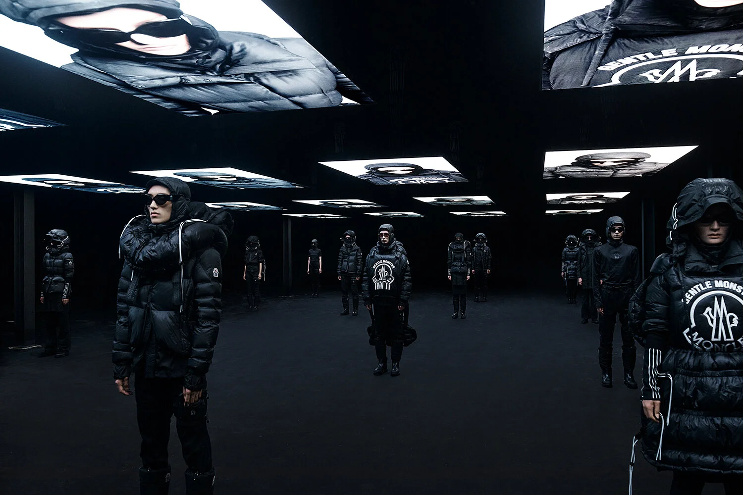 【お値下げ不可】moncler gentle monster sweat L Gentle Monster x Moncler Genius Project Debut Collection
