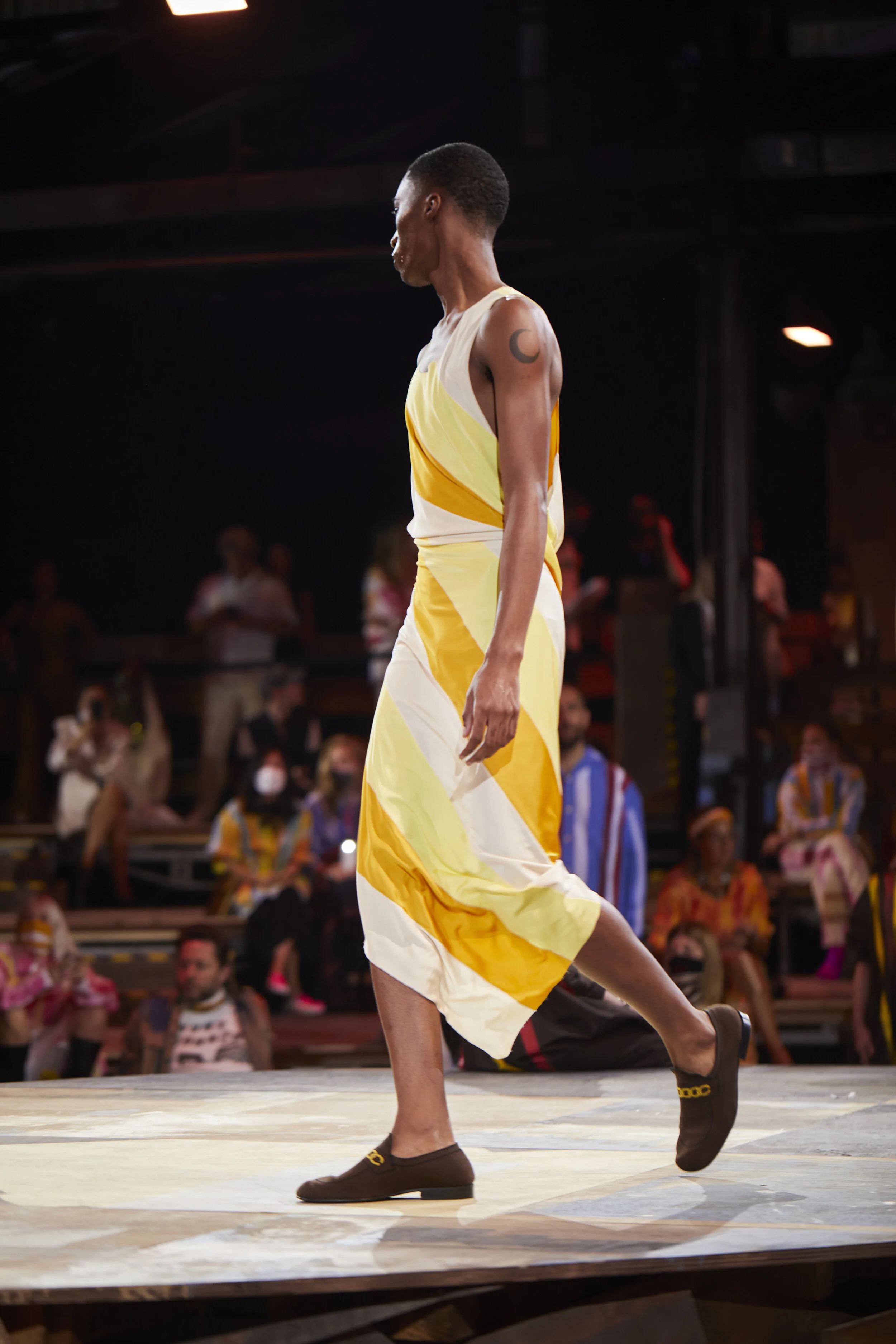 LOOK_16 RUSH - MARNI SS22 VOL.2.jpg