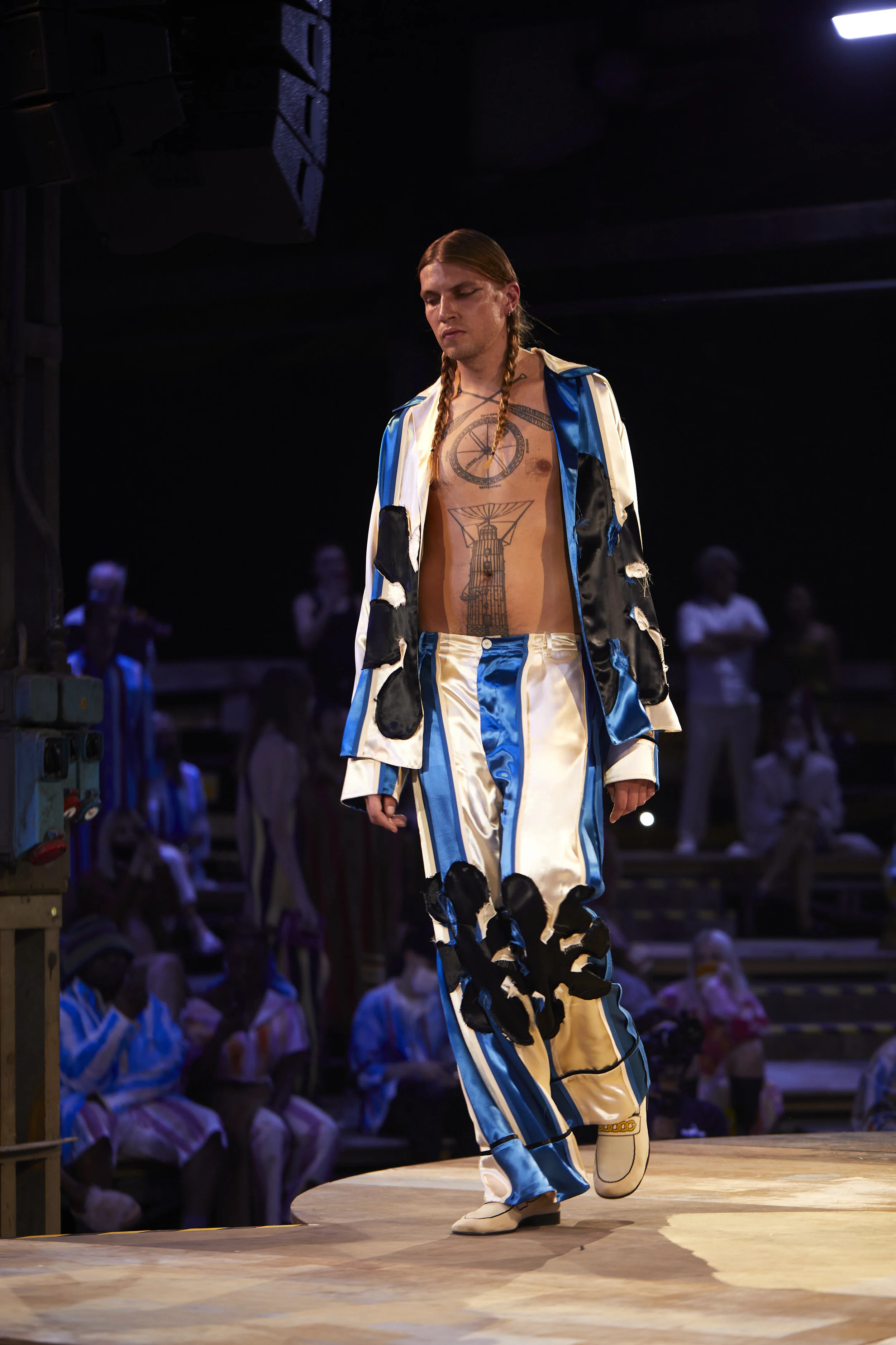 LOOK_46 RUSH - MARNI SS22 VOL.2.jpg