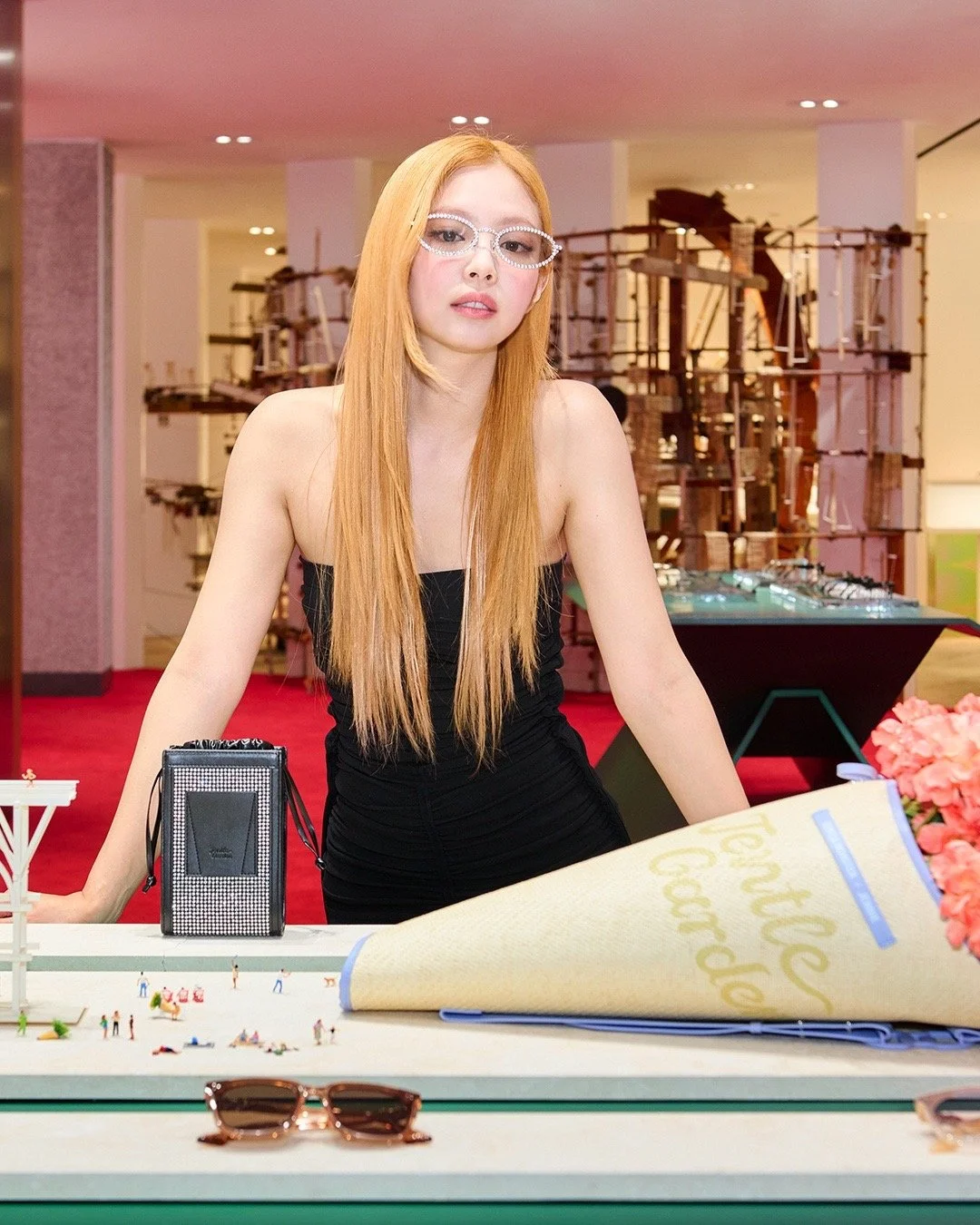 Jentle Garden | Jennie's Collaboration with Gentle Monster