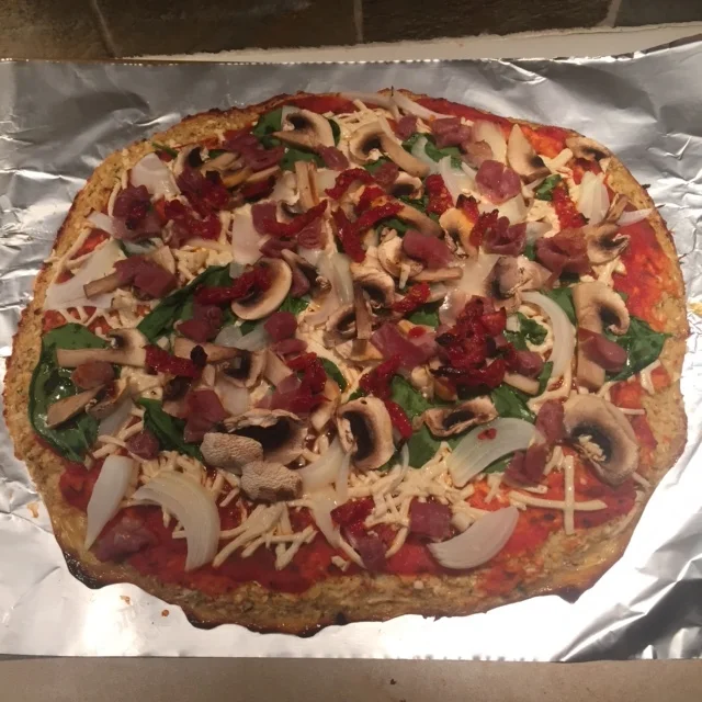 cauliflowerpizza.jpg